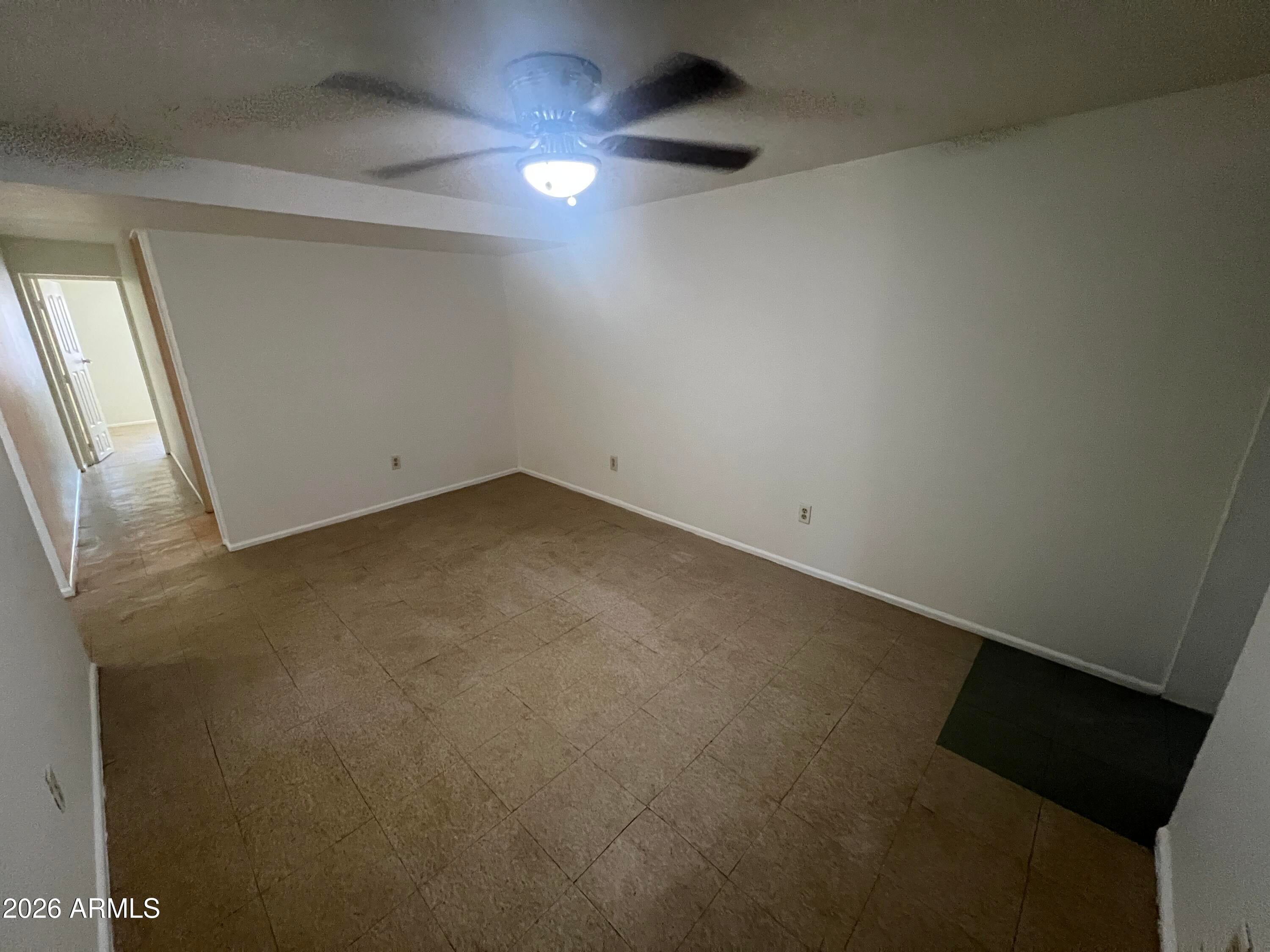 10017 N 7th Place Apt 1