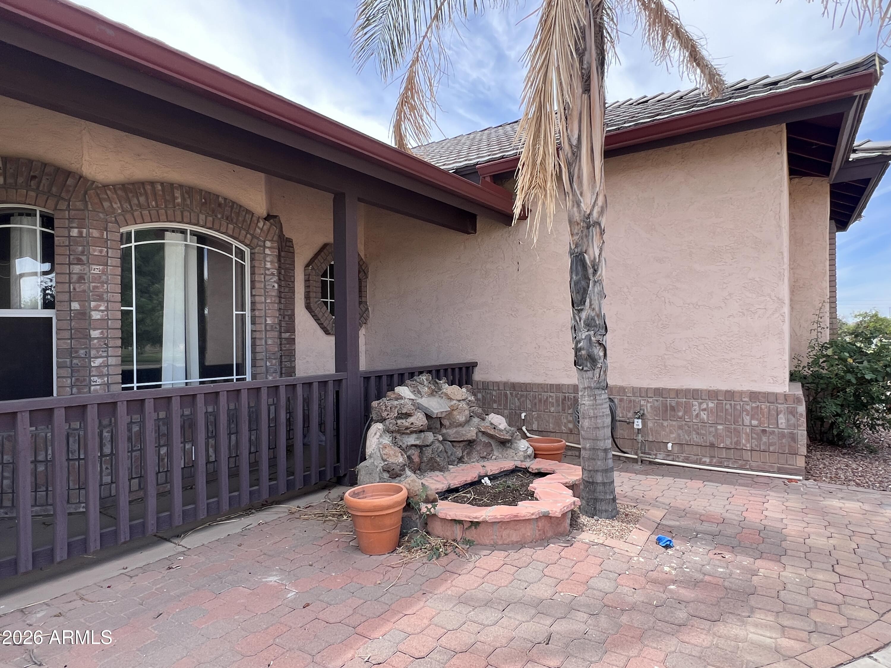 3341 E Arianna Court