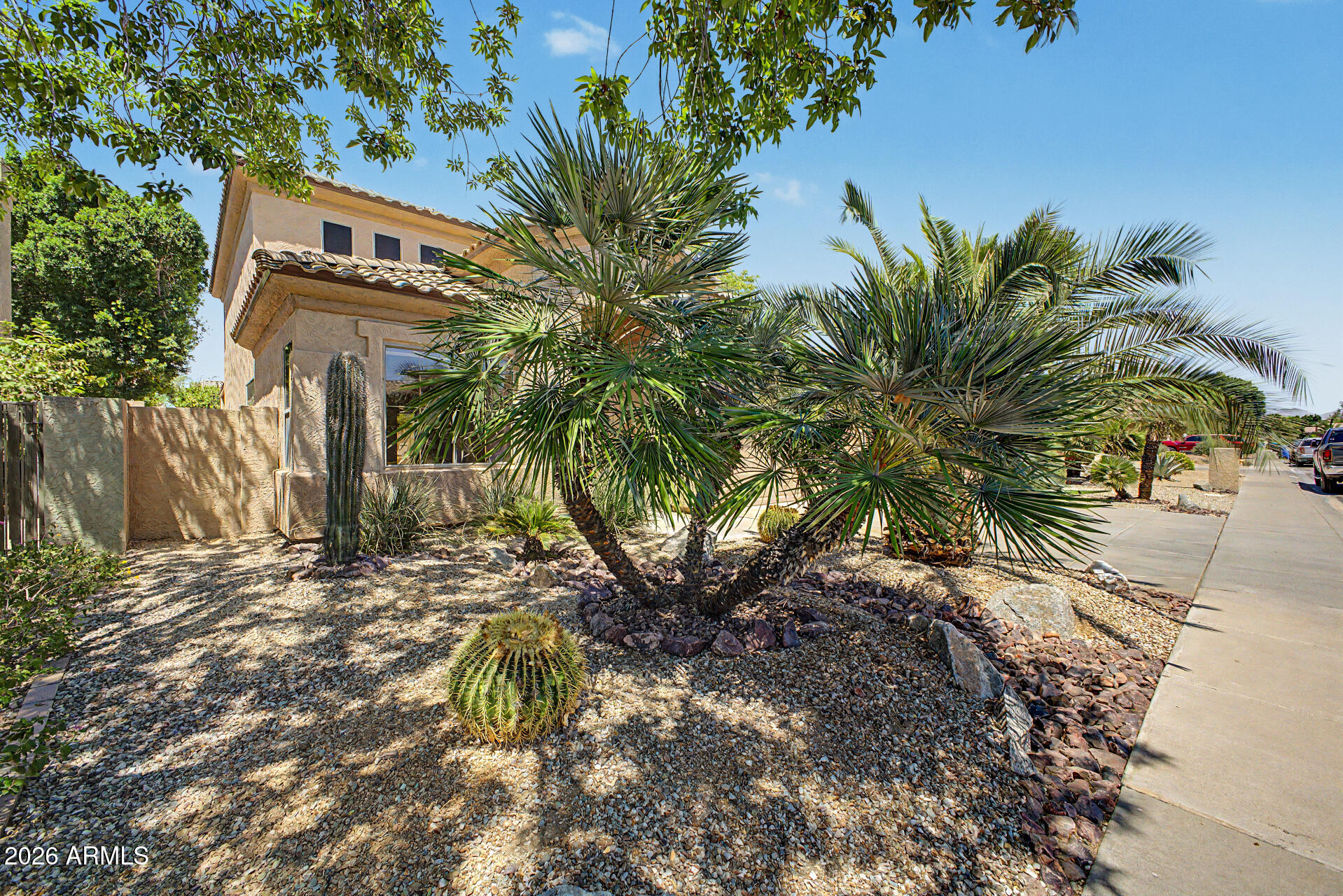 5236 E WOODRIDGE Drive