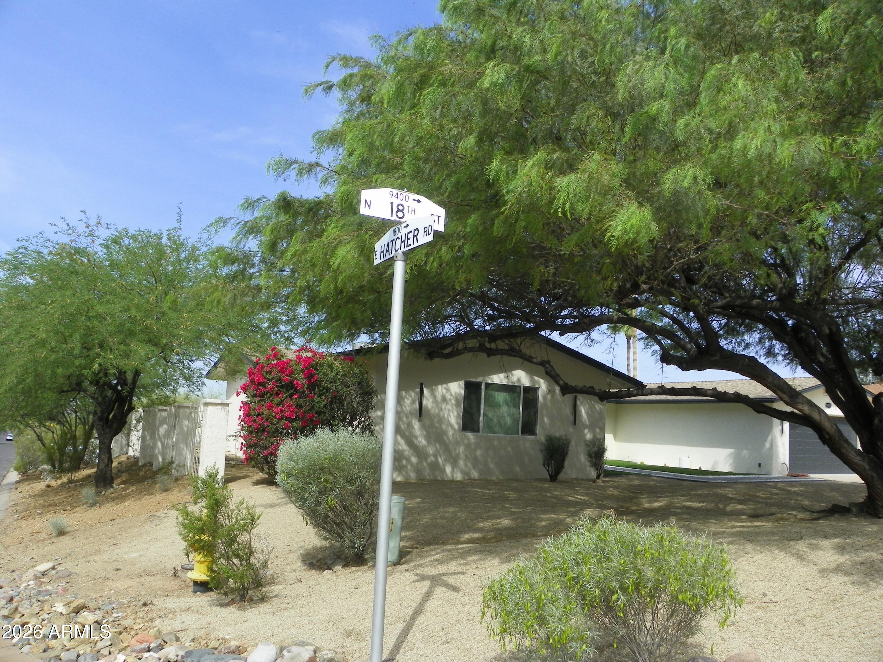 9402 N 18TH Street N