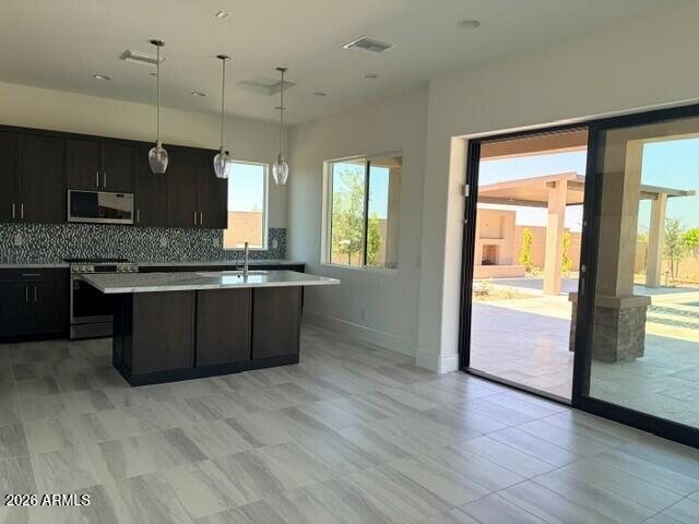 EMERALD HILLS - Residential