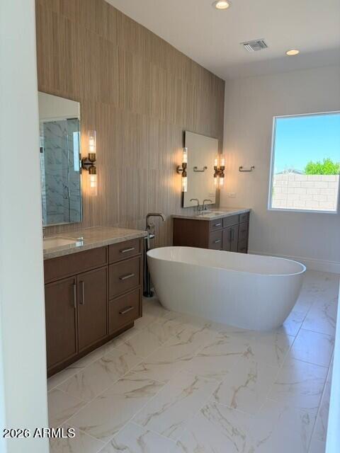 EMERALD HILLS - Residential
