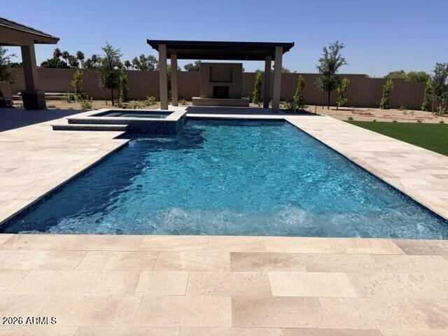 EMERALD HILLS - Residential