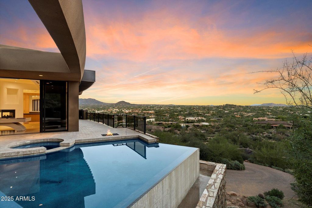 Photo of 36700 N Lone Eagle Point, Carefree, AZ 85377 (MLS # 6934987)