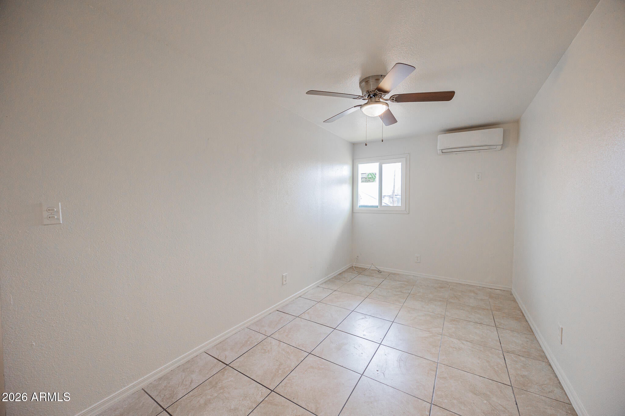 864 E CHANDLER Boulevard 17