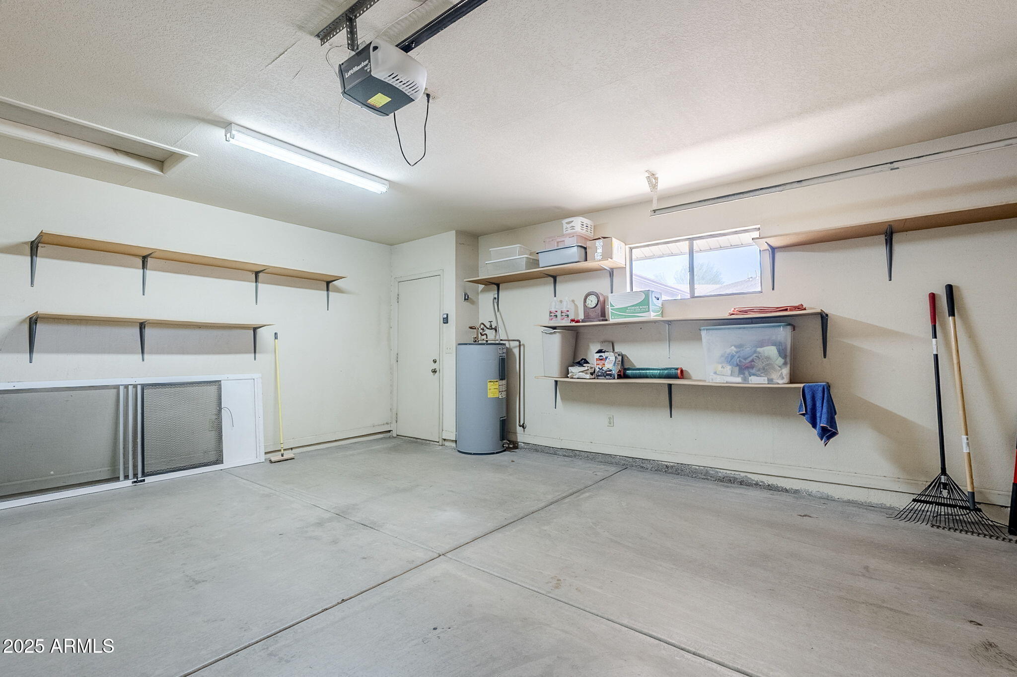 Mesa, Arizona 85205, United States, 2 Bedrooms Bedrooms, ,2 BathroomsBathrooms,Residential,Active,227506