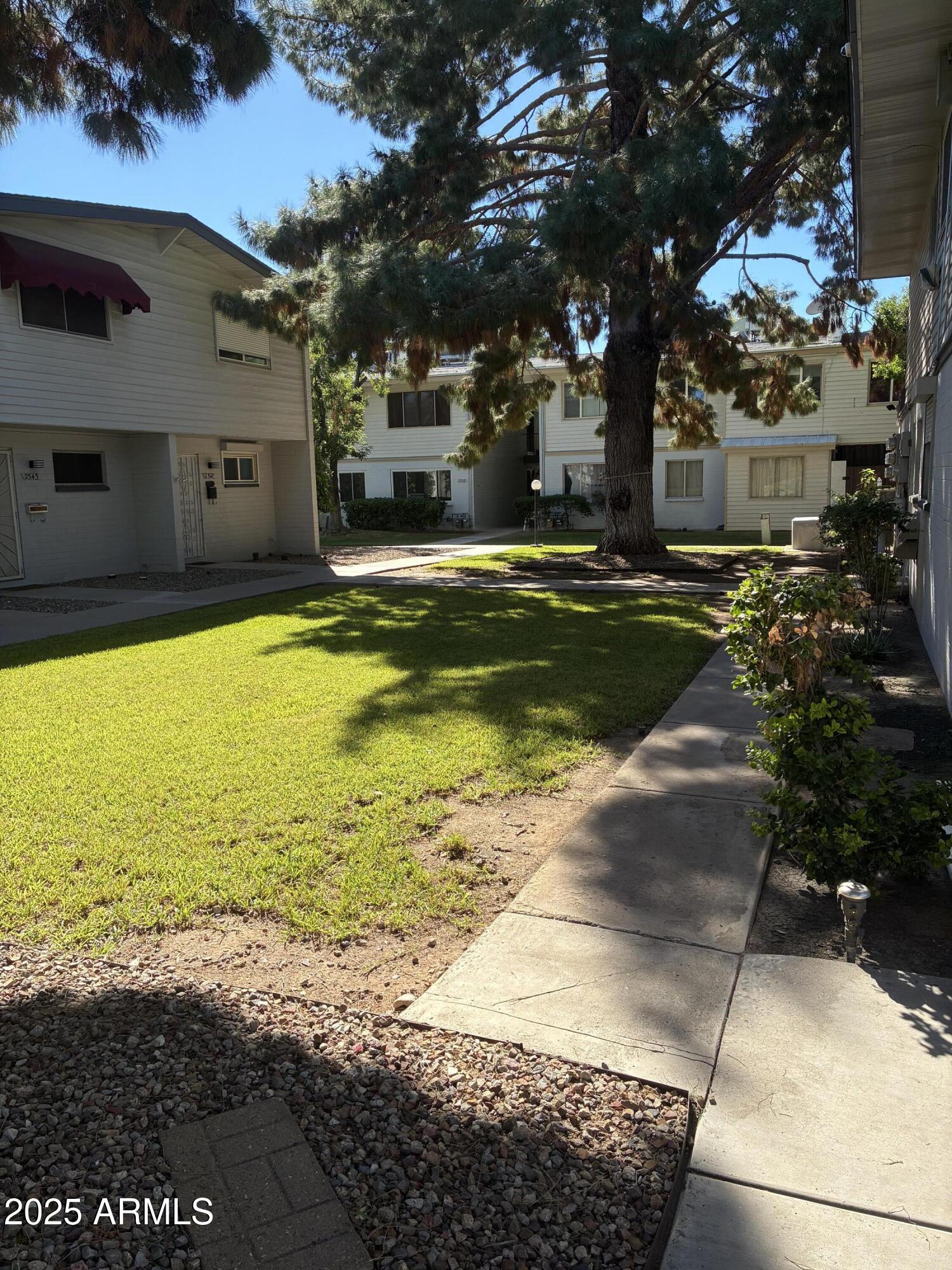 2549 W BERRIDGE Lane A223