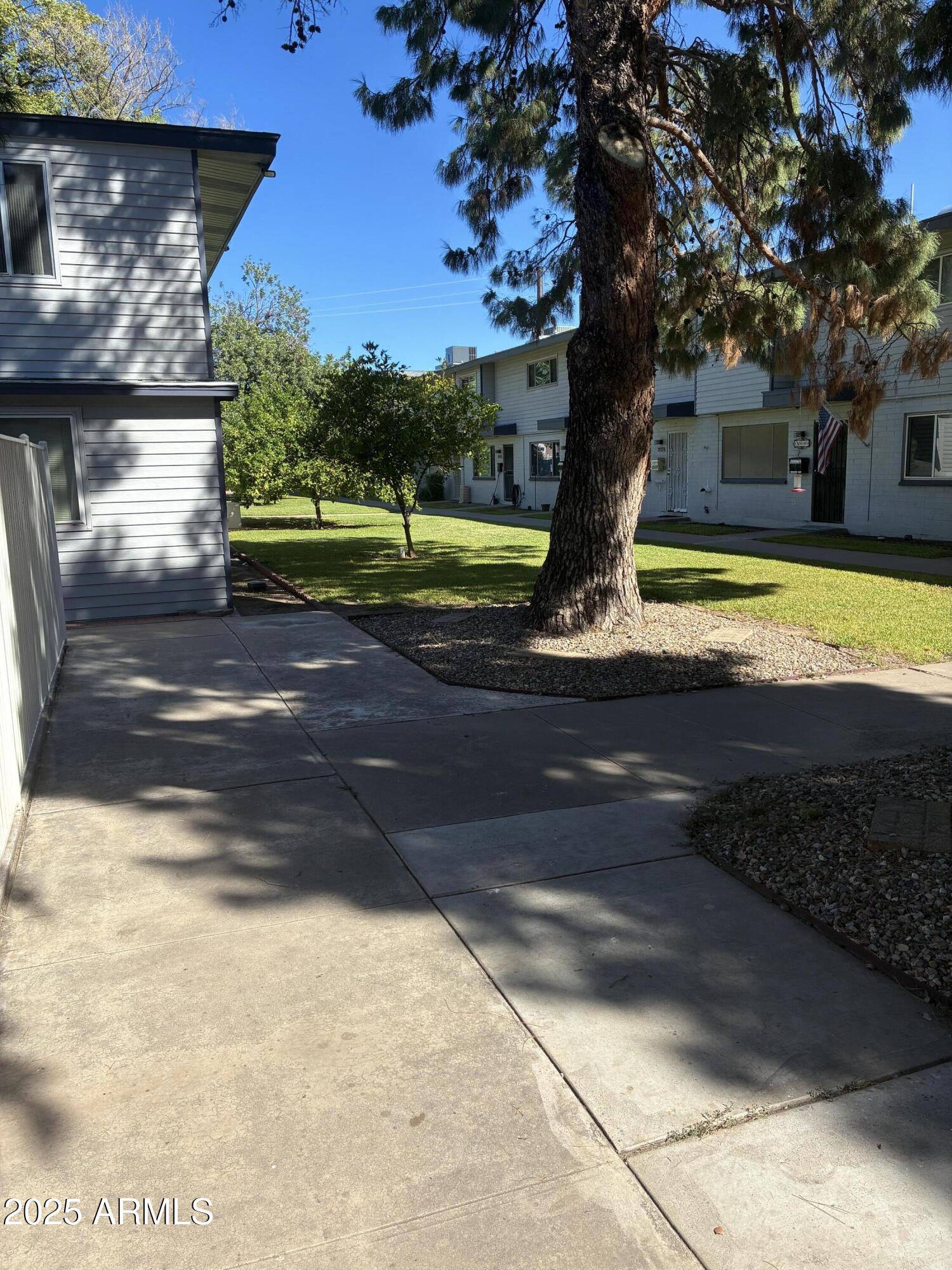 2549 W BERRIDGE Lane A223