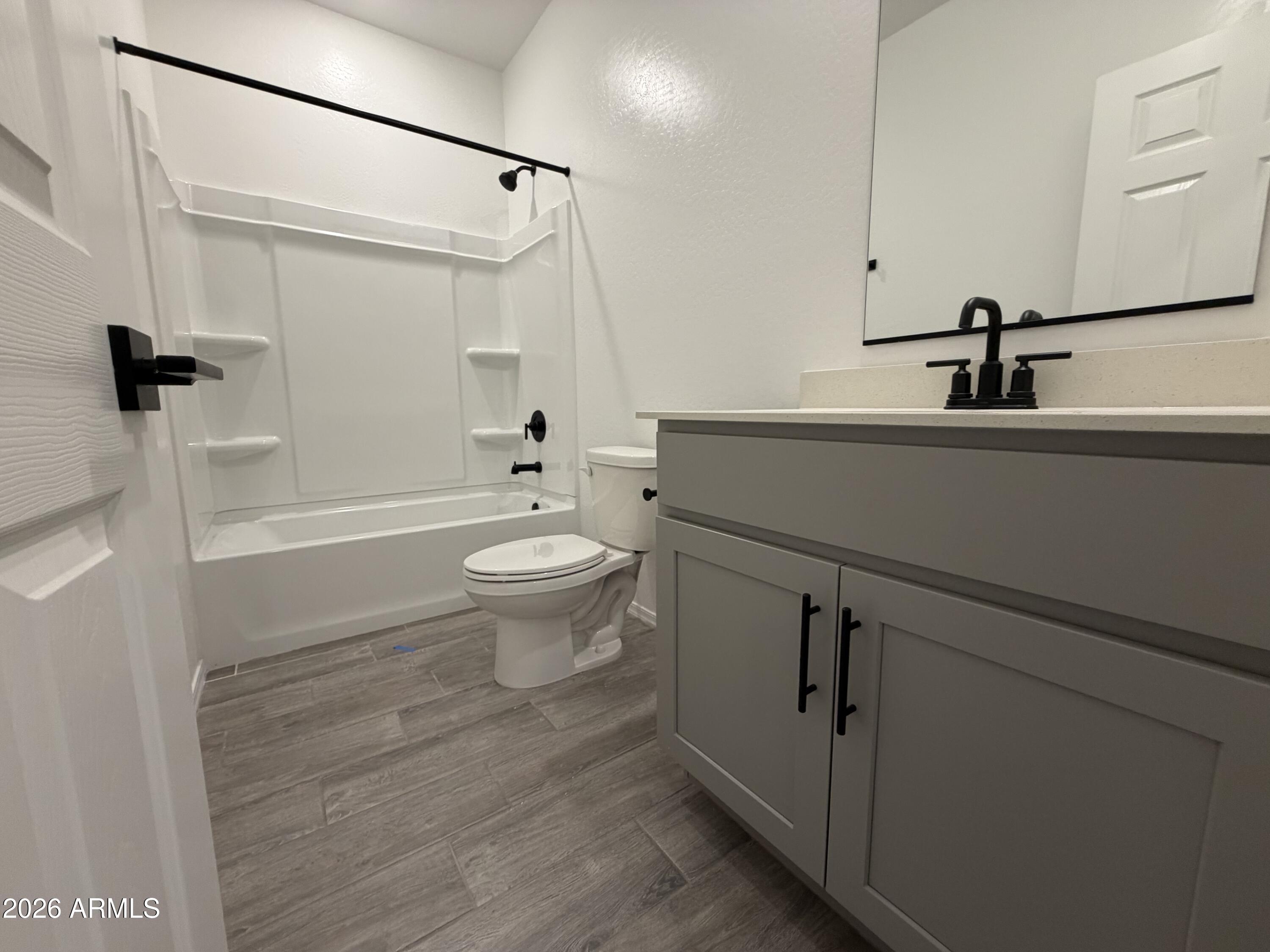 24216 W BOWKER Street