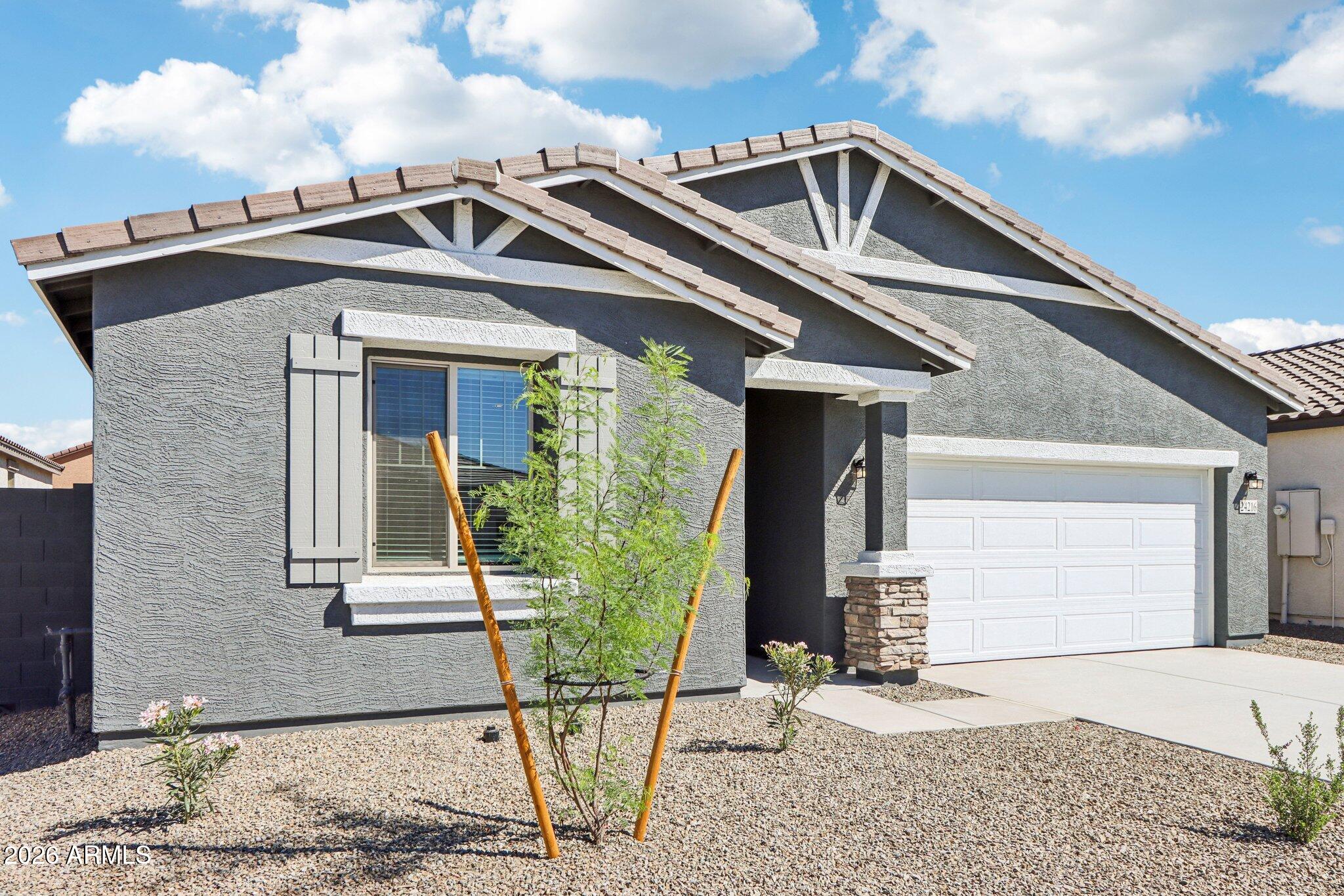 24216 W BOWKER Street