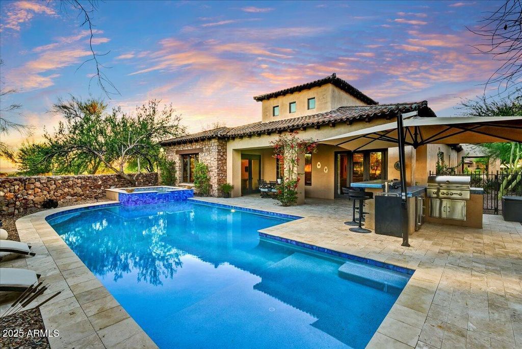 Photo of 8083 E Greythorn Drive, Gold Canyon, AZ 85118 (MLS # 6927363)