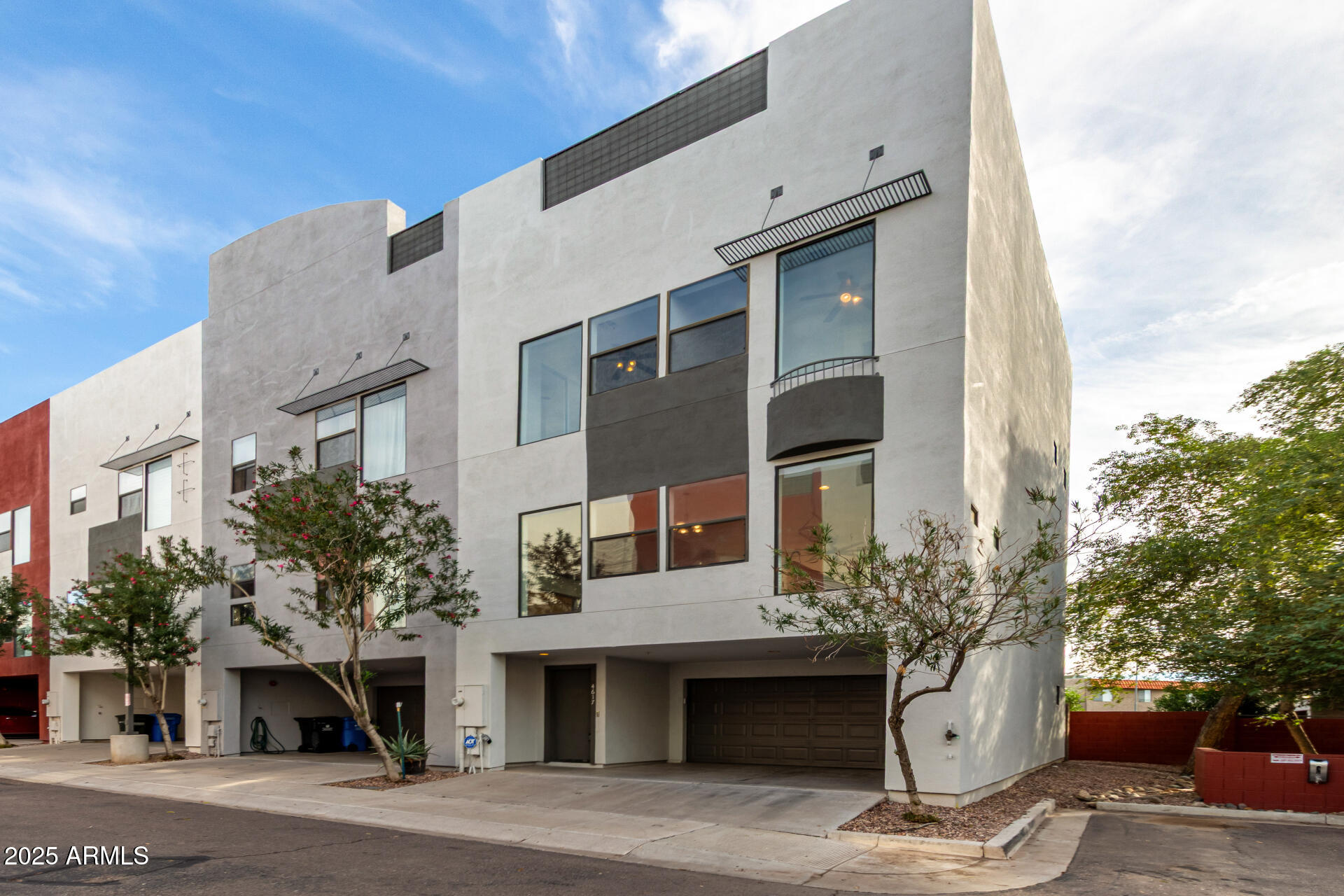 4617 E CULVER Street