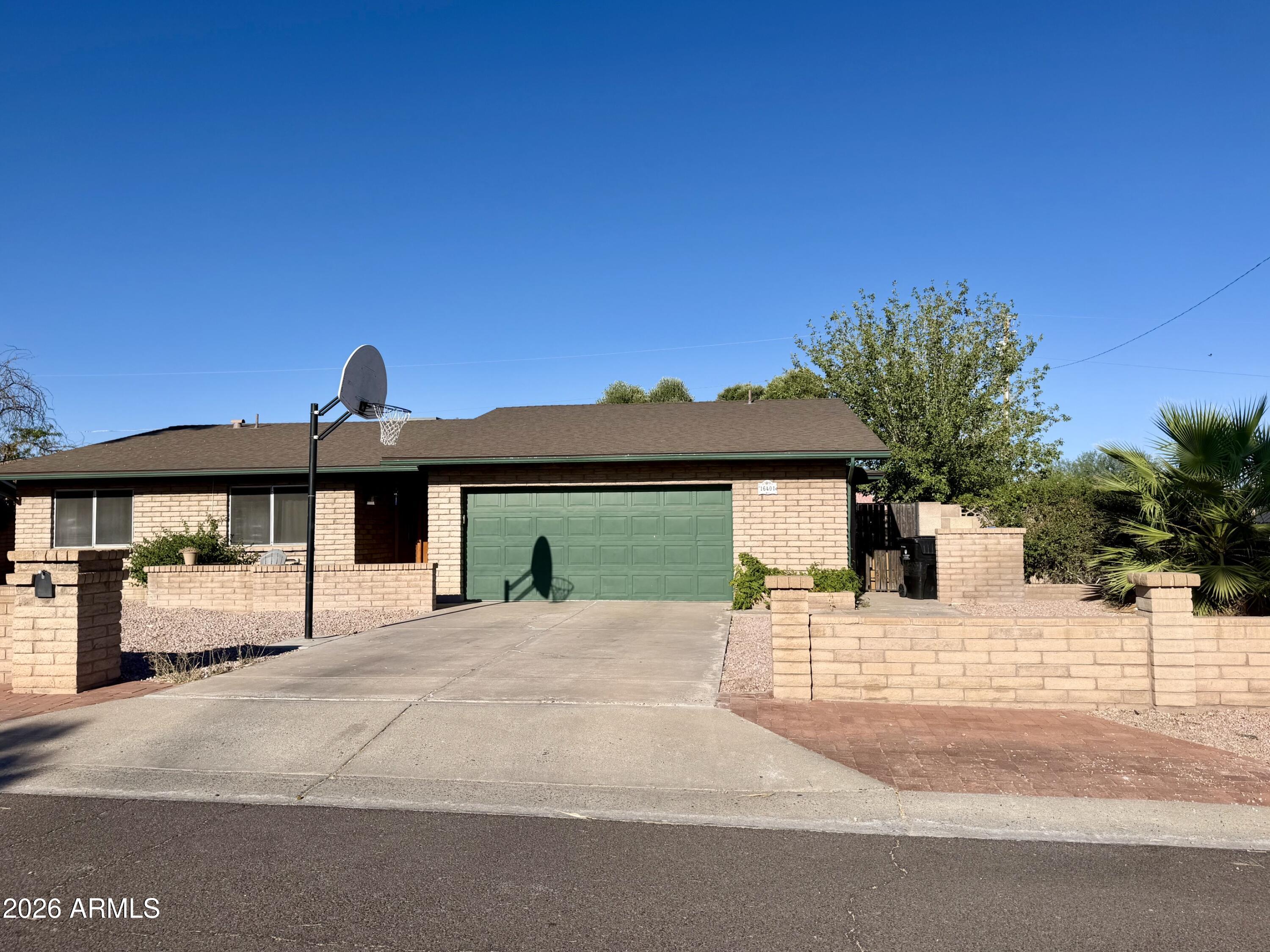 16401 N 37TH Place