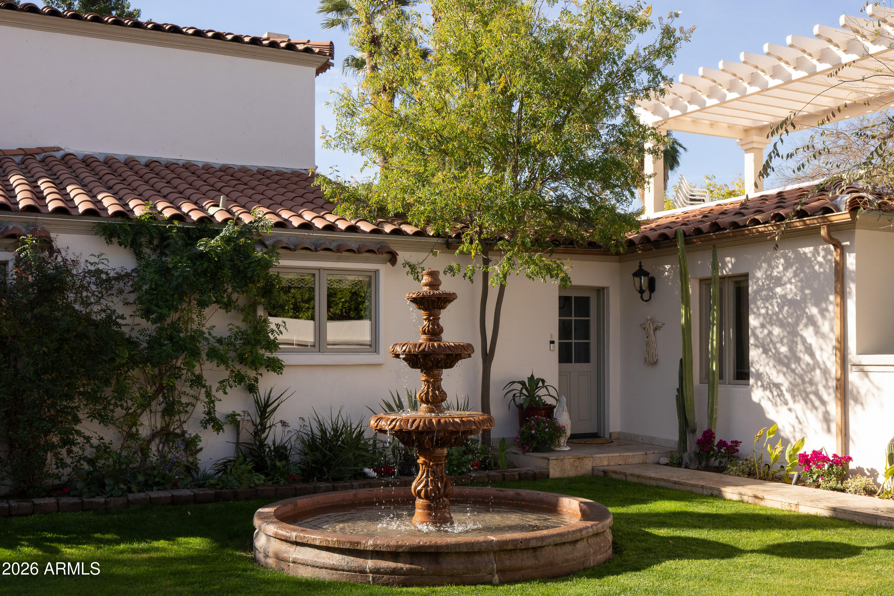 COUNTRY CLUB MANOR LOT 1-8 - Residential