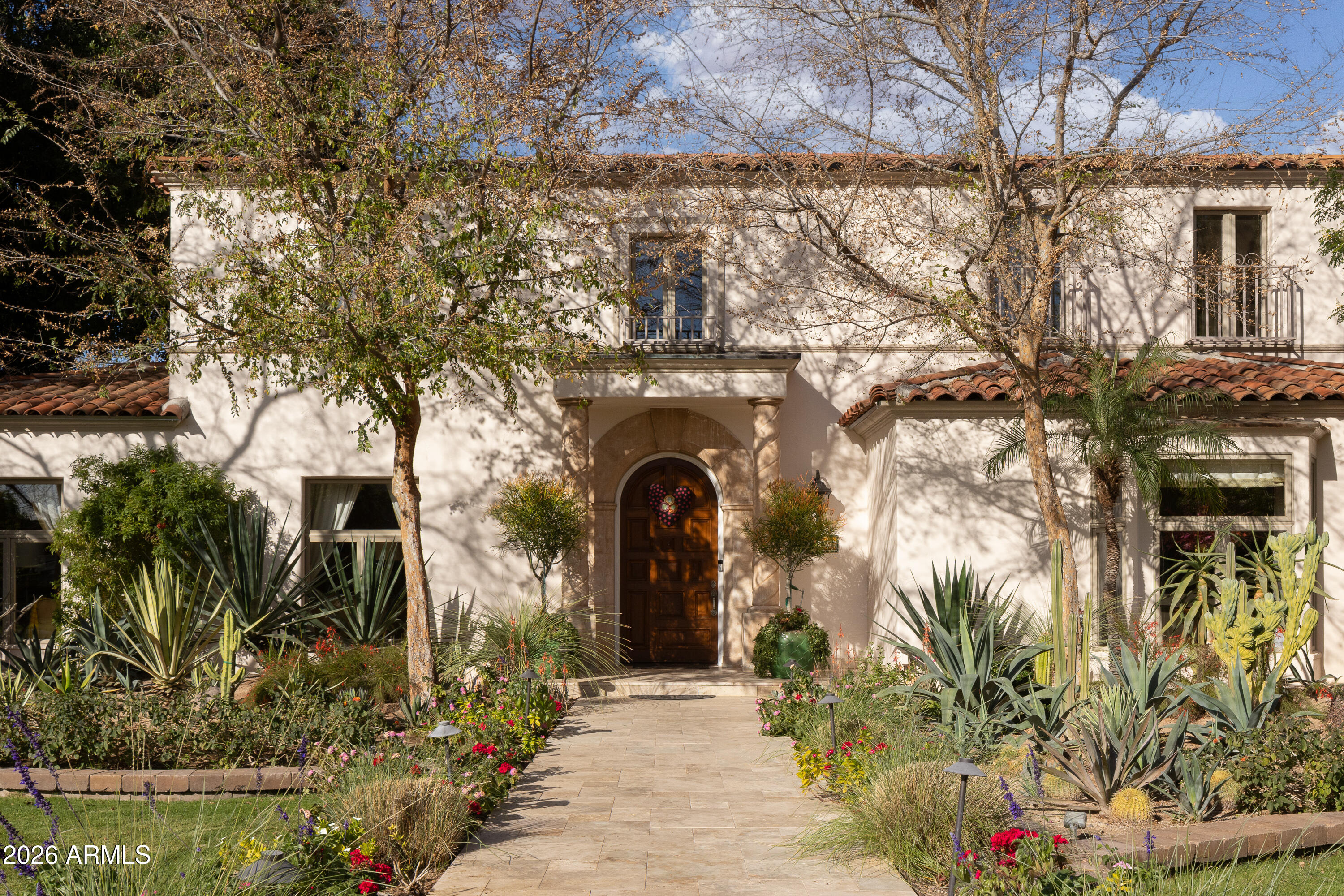 COUNTRY CLUB MANOR LOT 1-8 - Residential