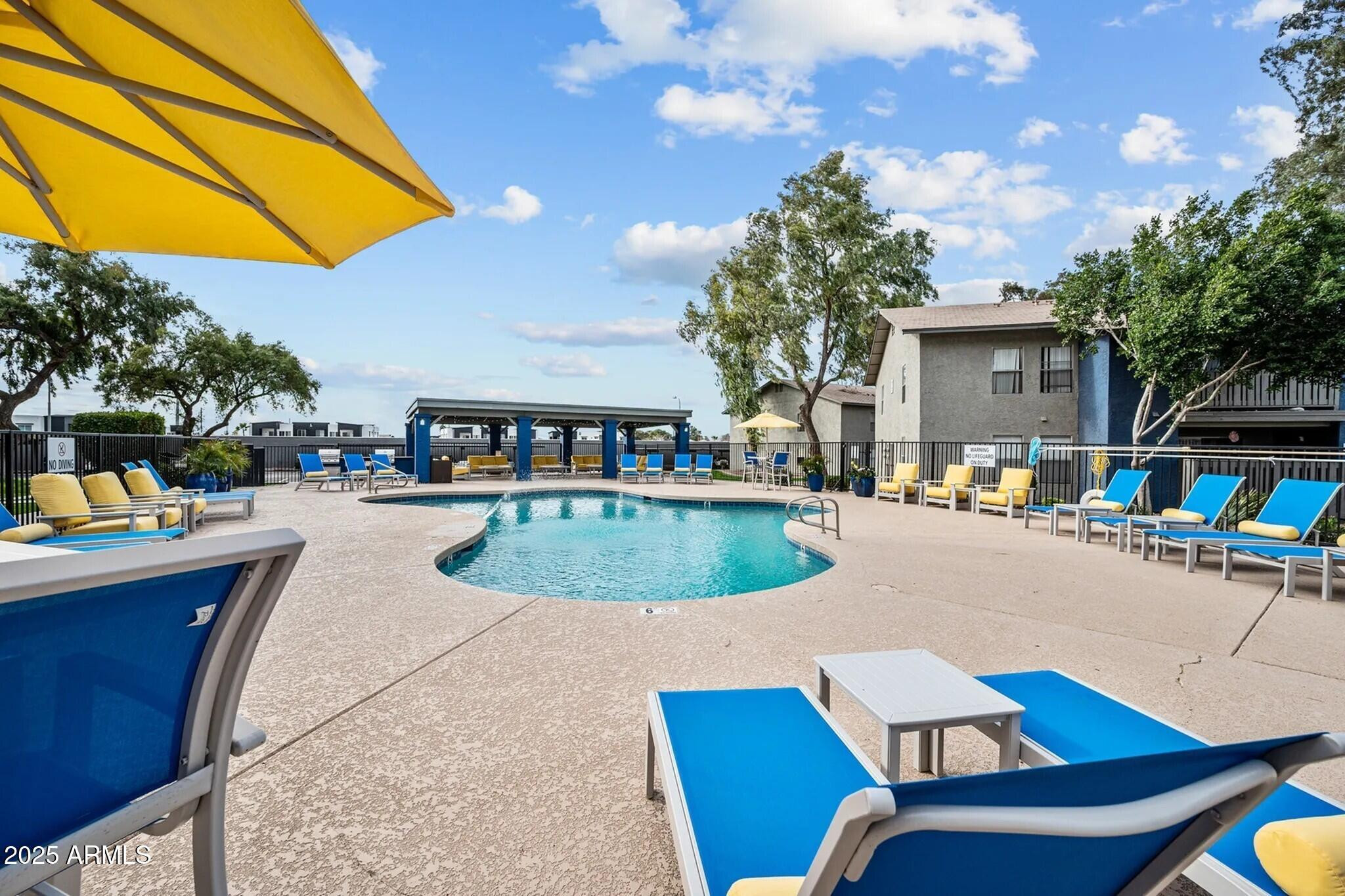 Pool Lounge