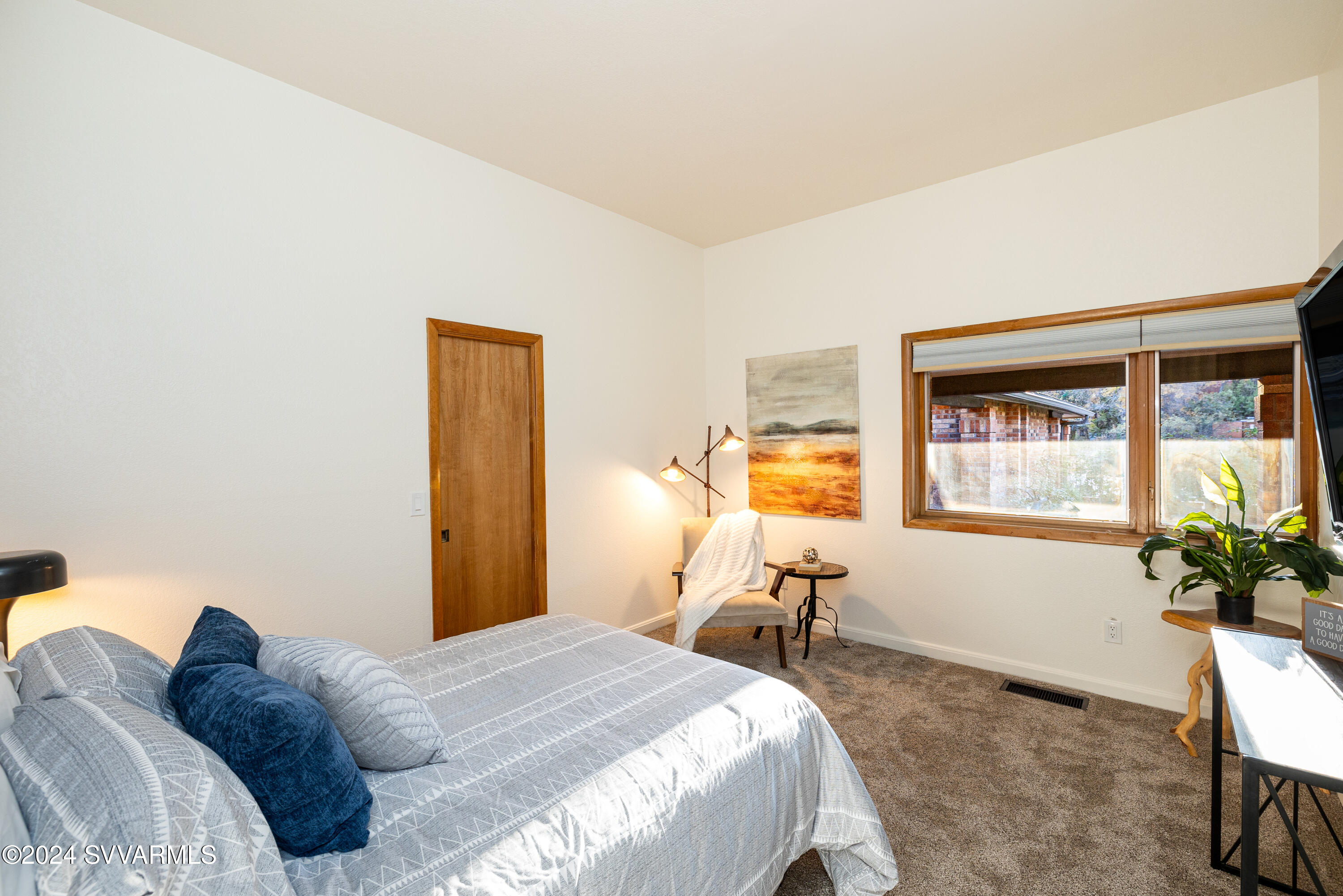 Under 5 Acres - Residential