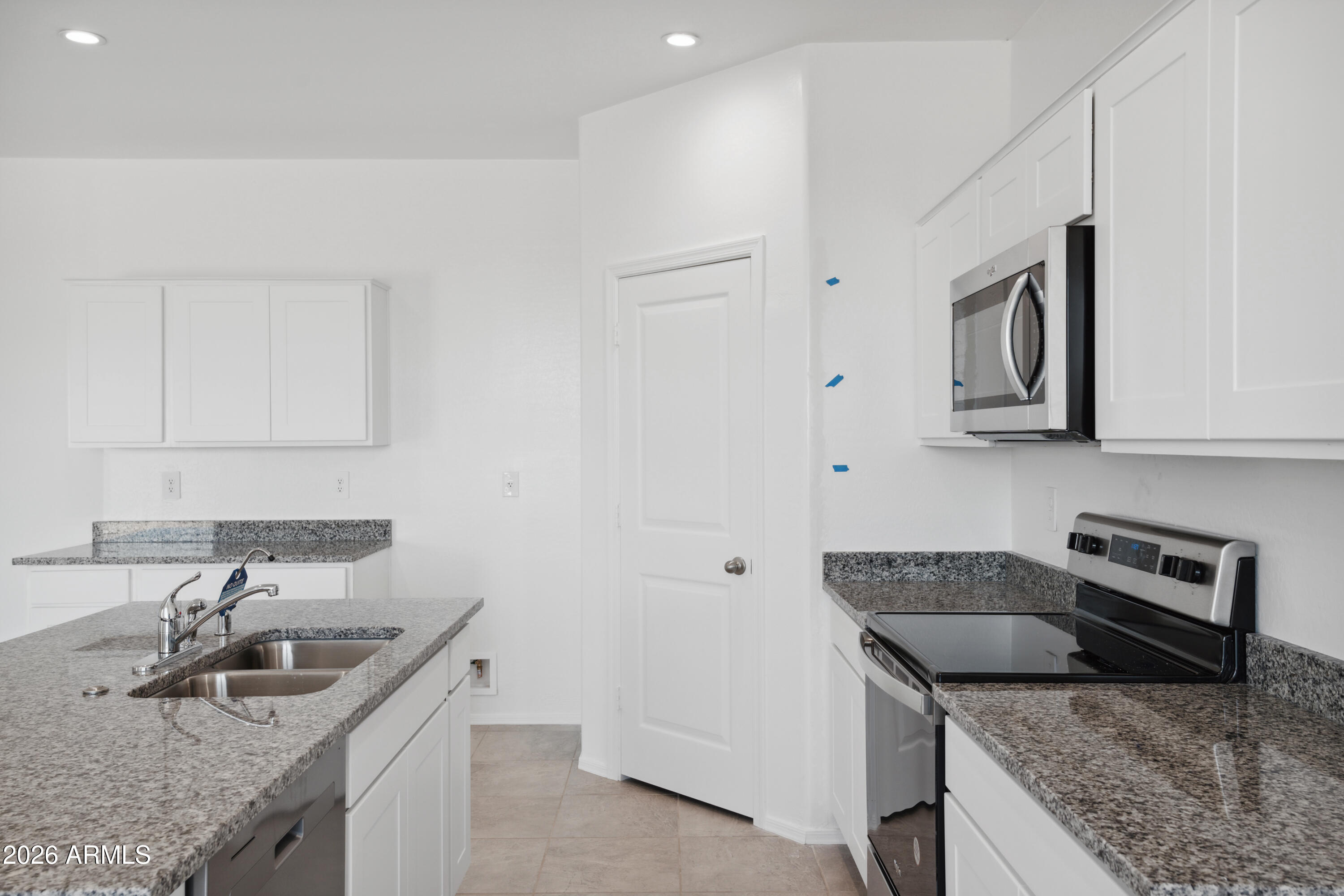 163 S ALMONER Lane S