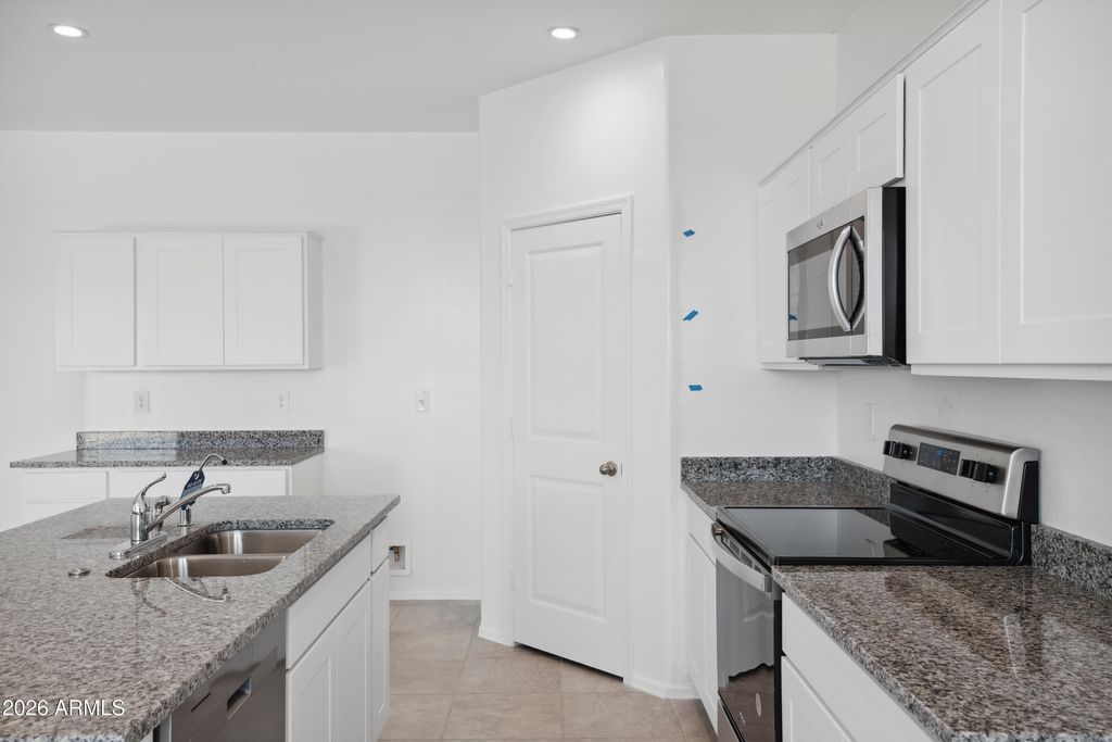 Photo of 163 S Almoner Lane S, Casa Grande, AZ 85122 (MLS # 6977610)