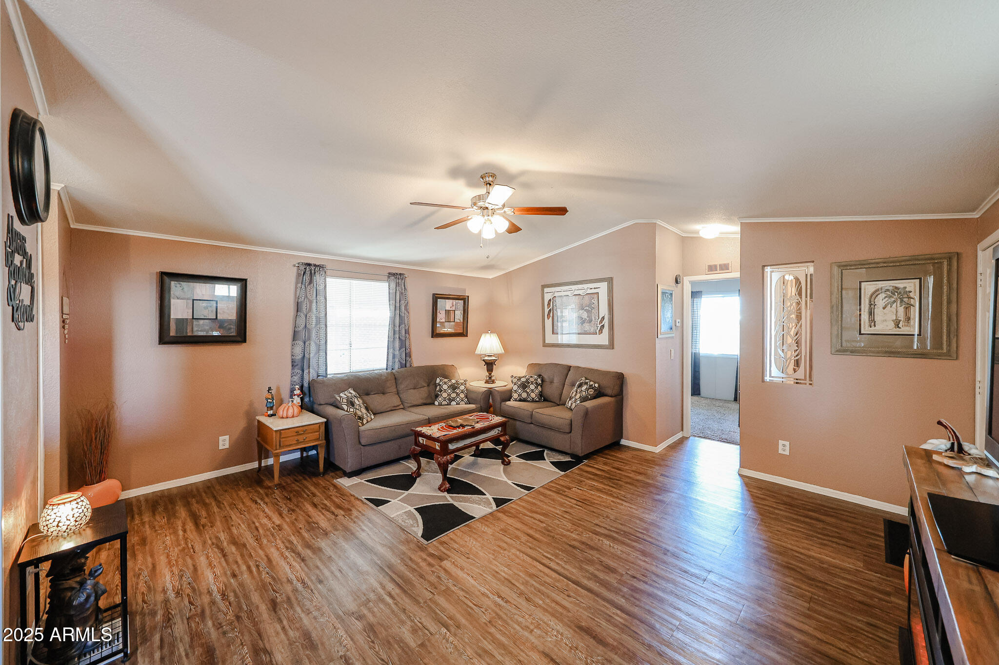 CAREFREE MANOR - Residential