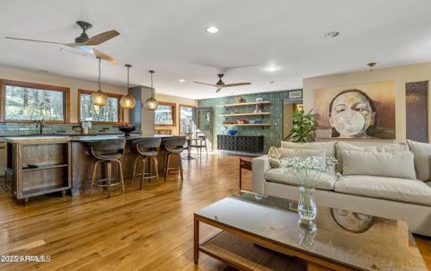 3919 N Paradise Road Flagstaff AZ 86004