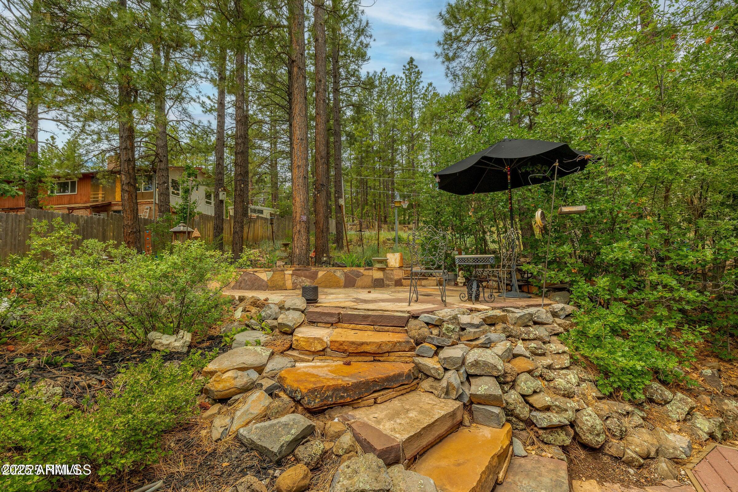 3919 N Paradise Road