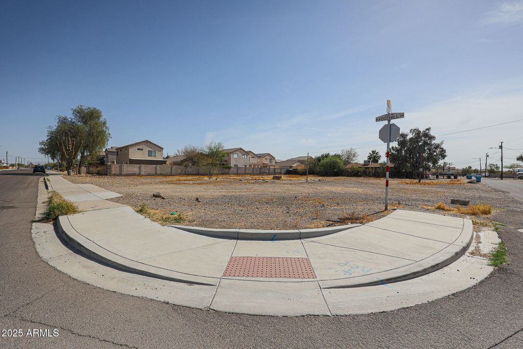 Photo of 29 W Adobe Drive #3, Phoenix, AZ 85027 (MLS # 6838390)