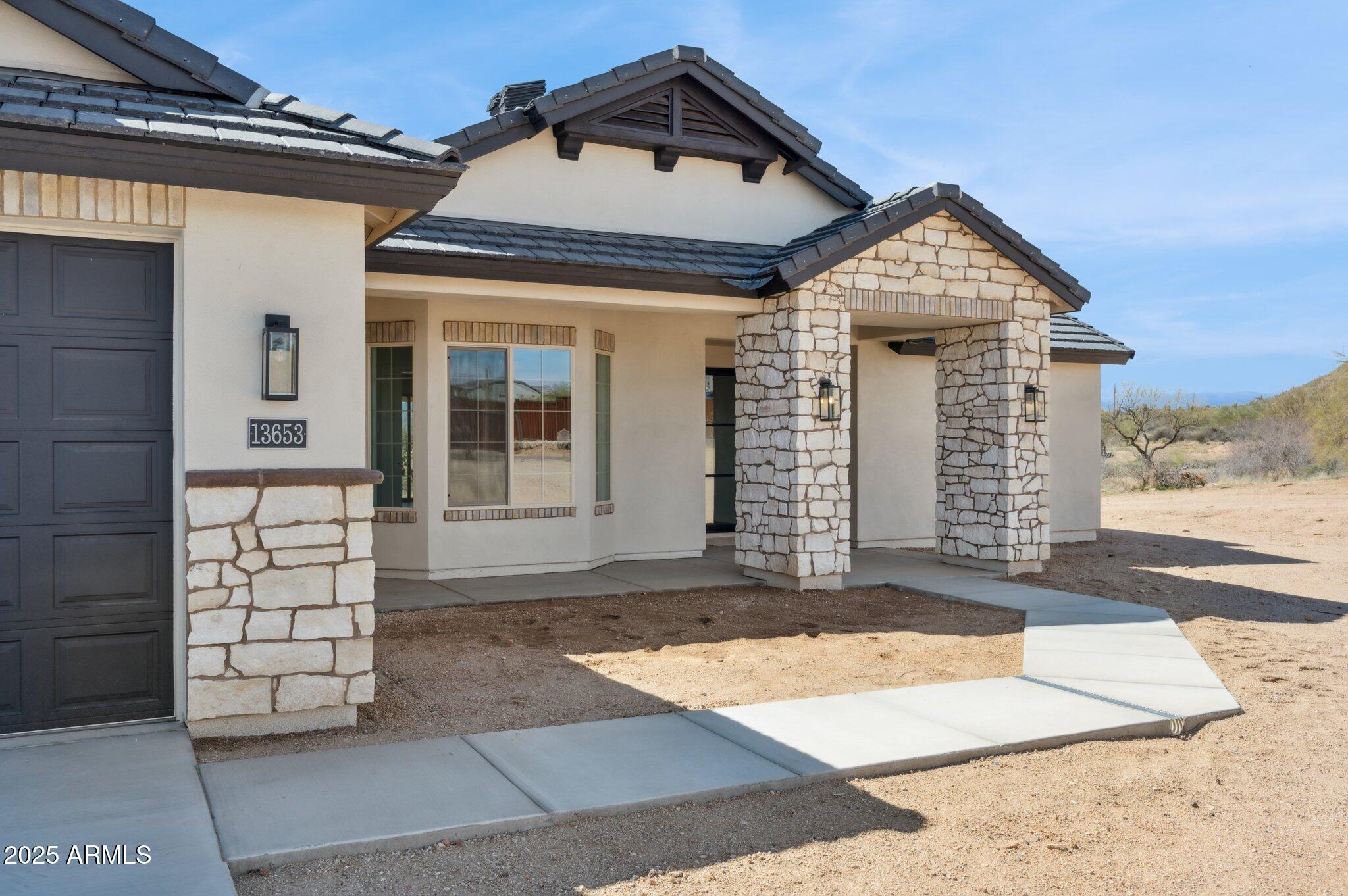 31652 N Misty Lane