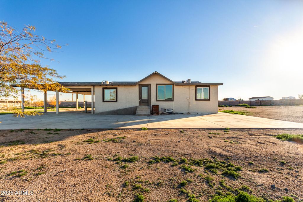 Photo of 705 S 350th Avenue, Tonopah, AZ 85354 (MLS # 6959224)