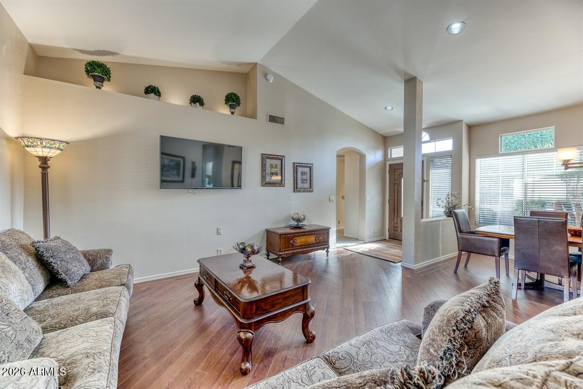 8468 W ROCKWOOD Drive