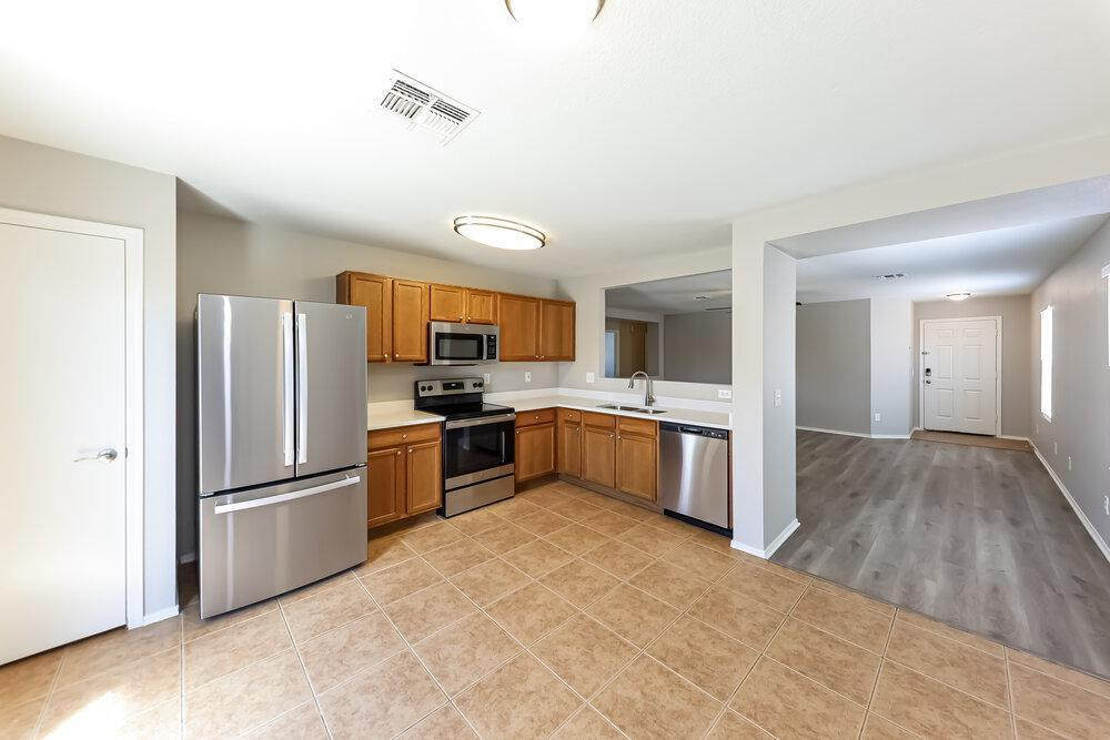 3033 W Desert Vista Trail