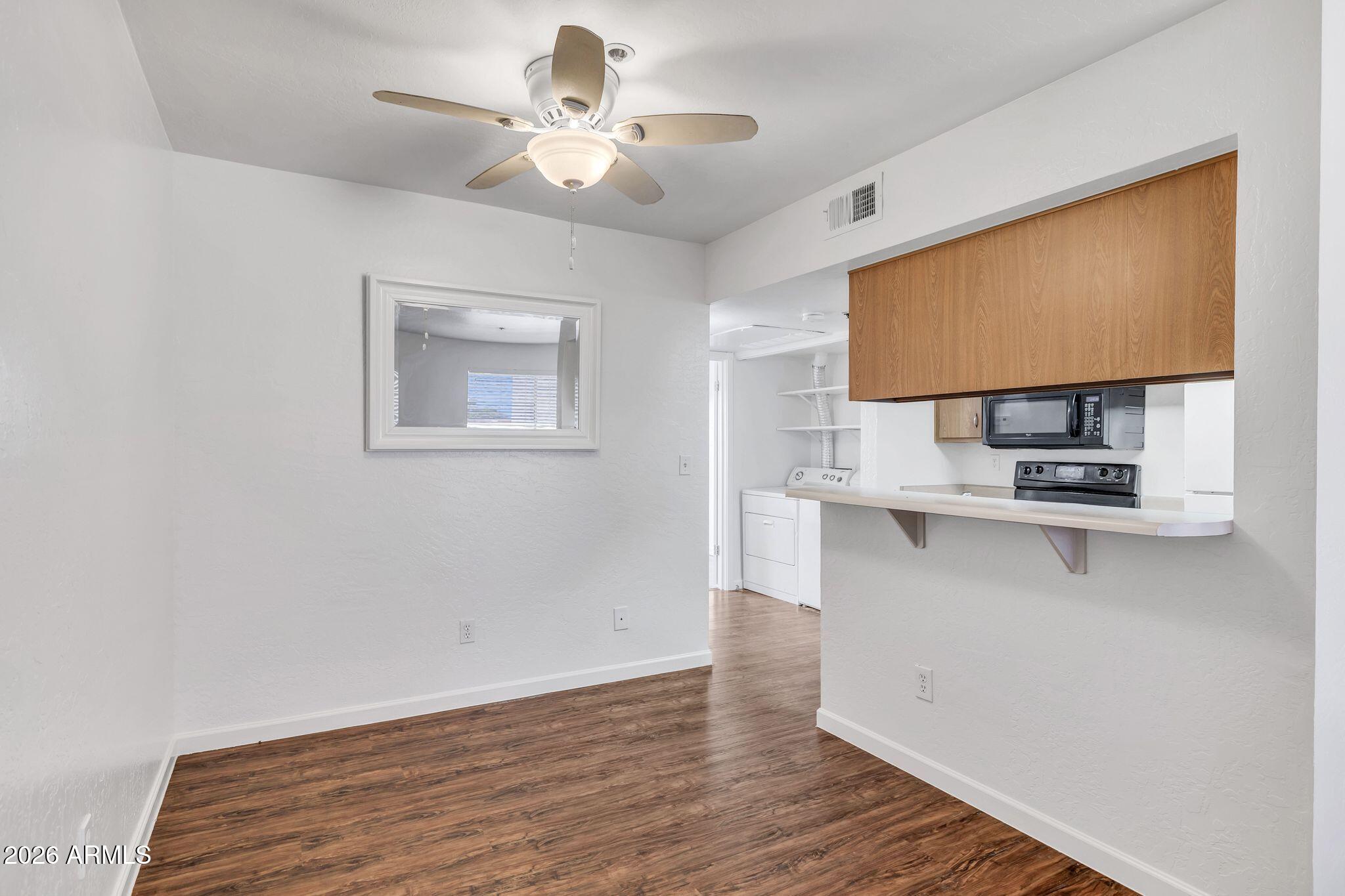 12123 W BELL Road 359