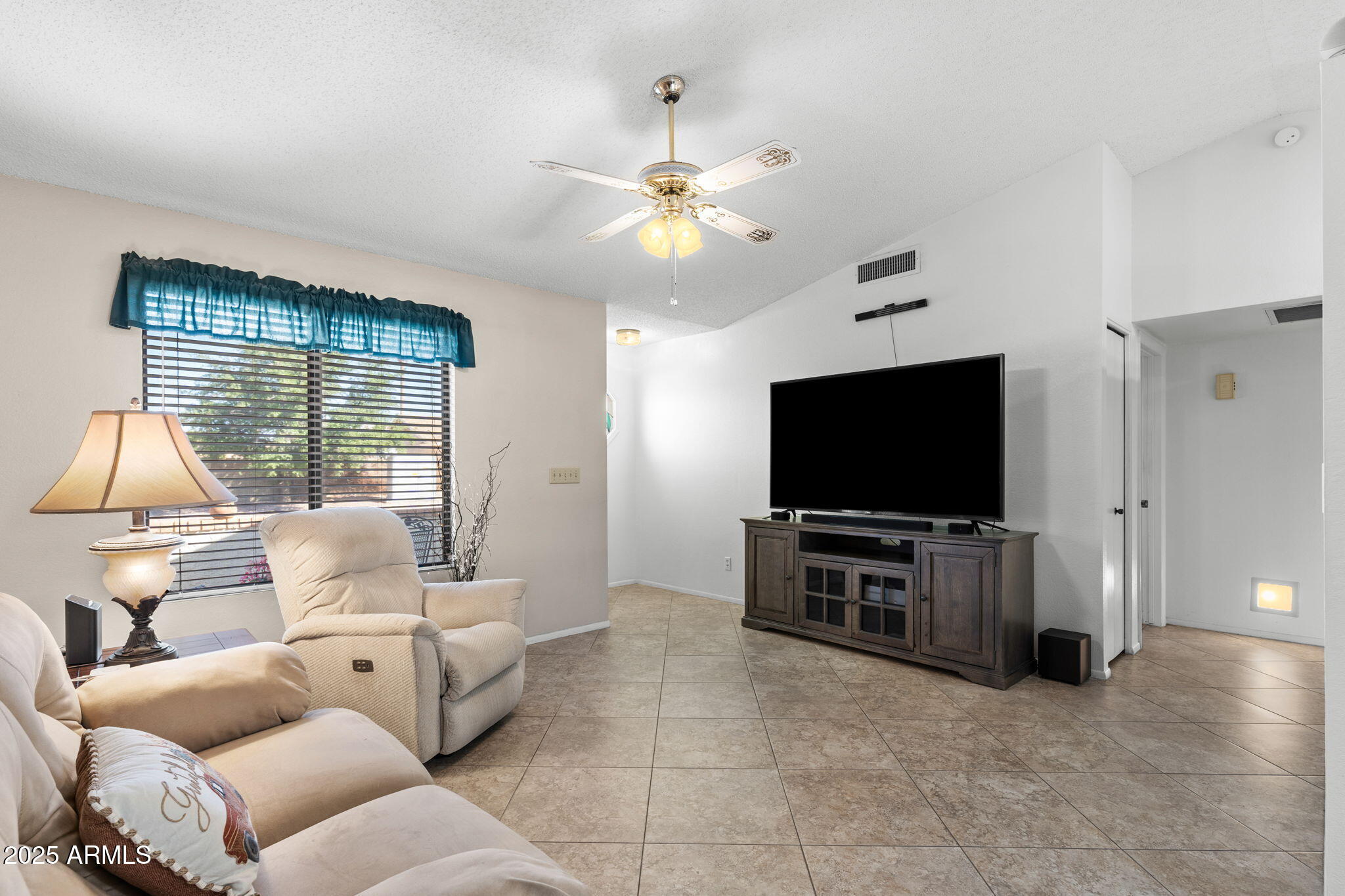 1891 LEISURE WORLD --