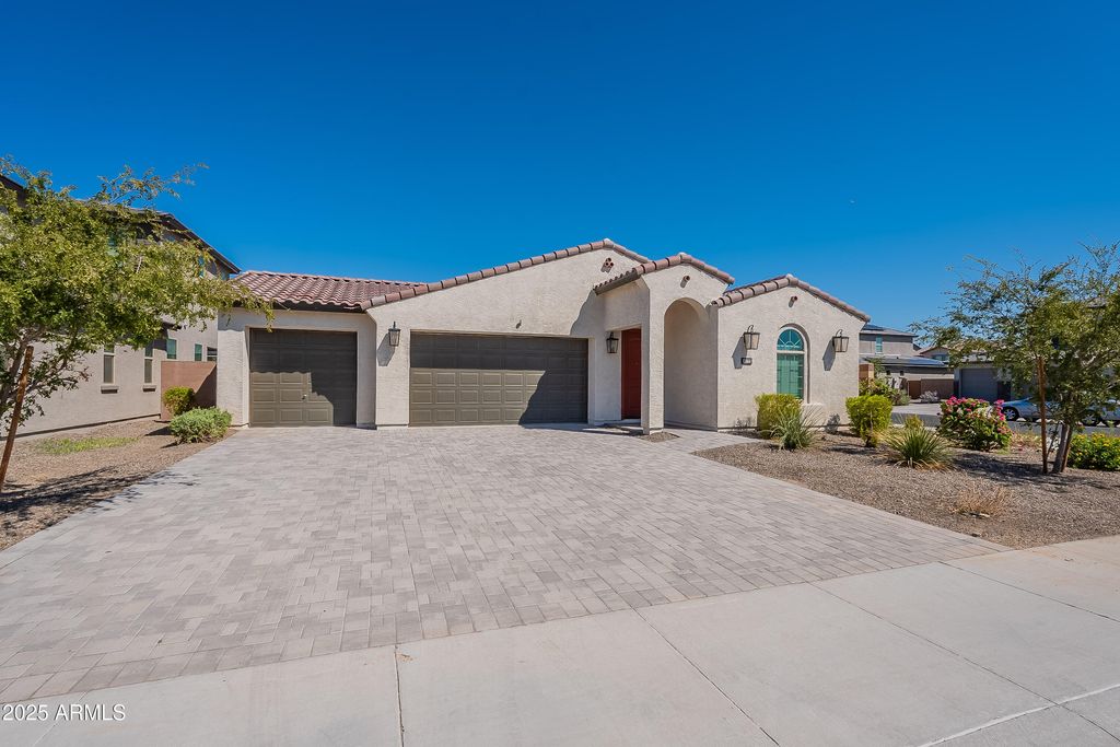 Photo of 11664 W Marguerite Avenue, Avondale, AZ 85323 (MLS # 6919990)