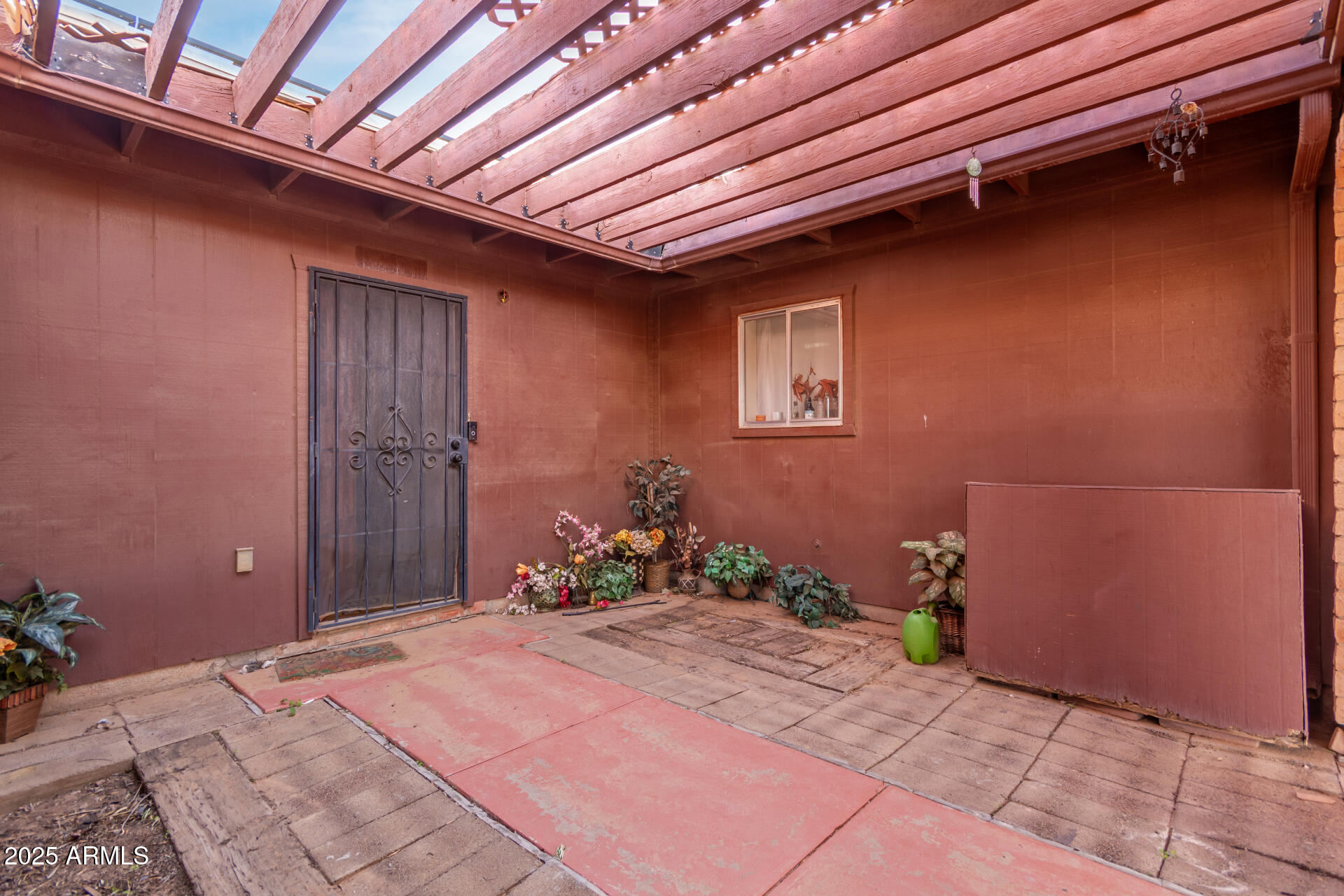 731 W COOLIDGE Avenue