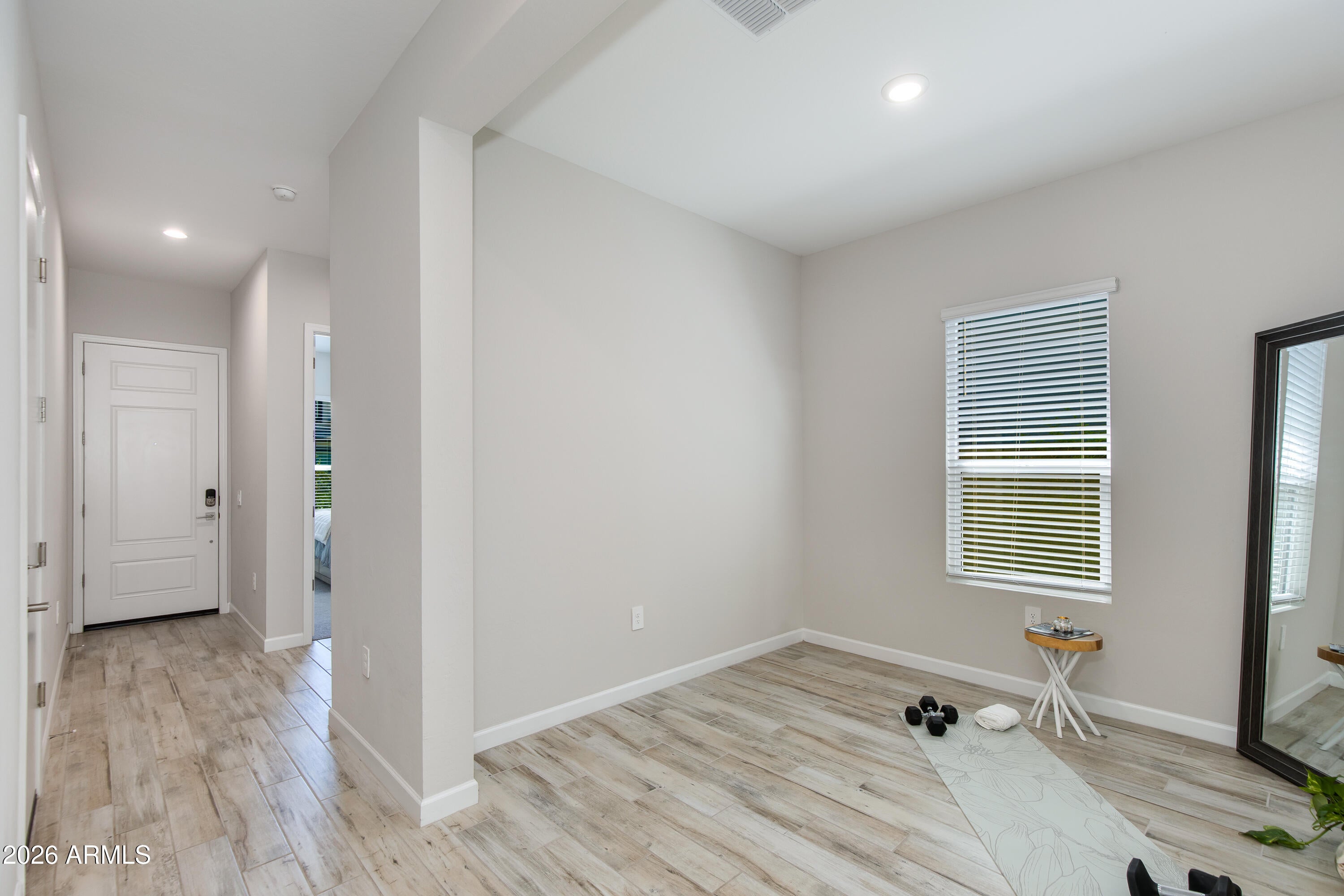 5126 E VILLAGE Drive
