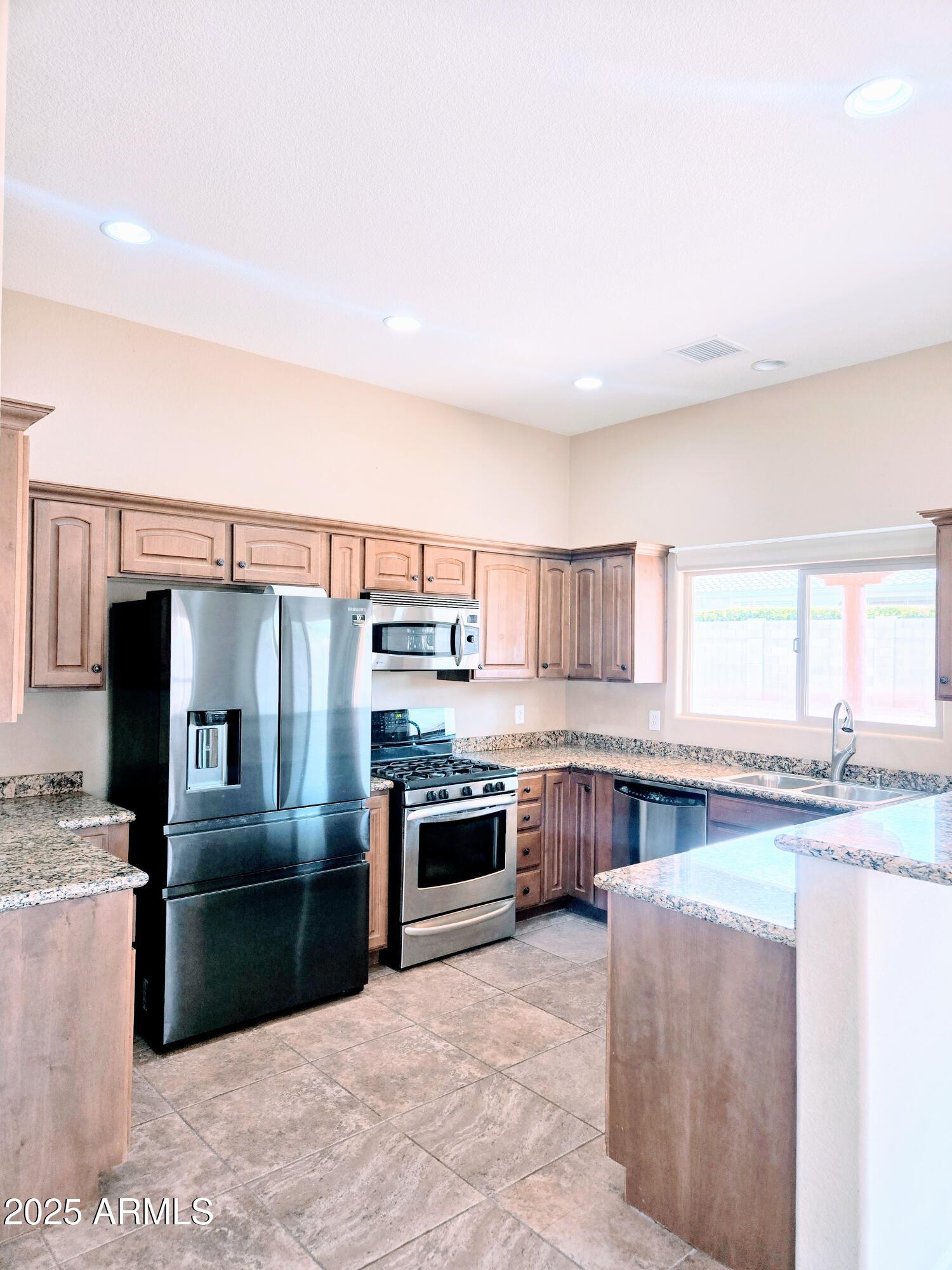 WINTERHAVEN COUNTRY CLUB ESTATES PHASE 2C - Residential