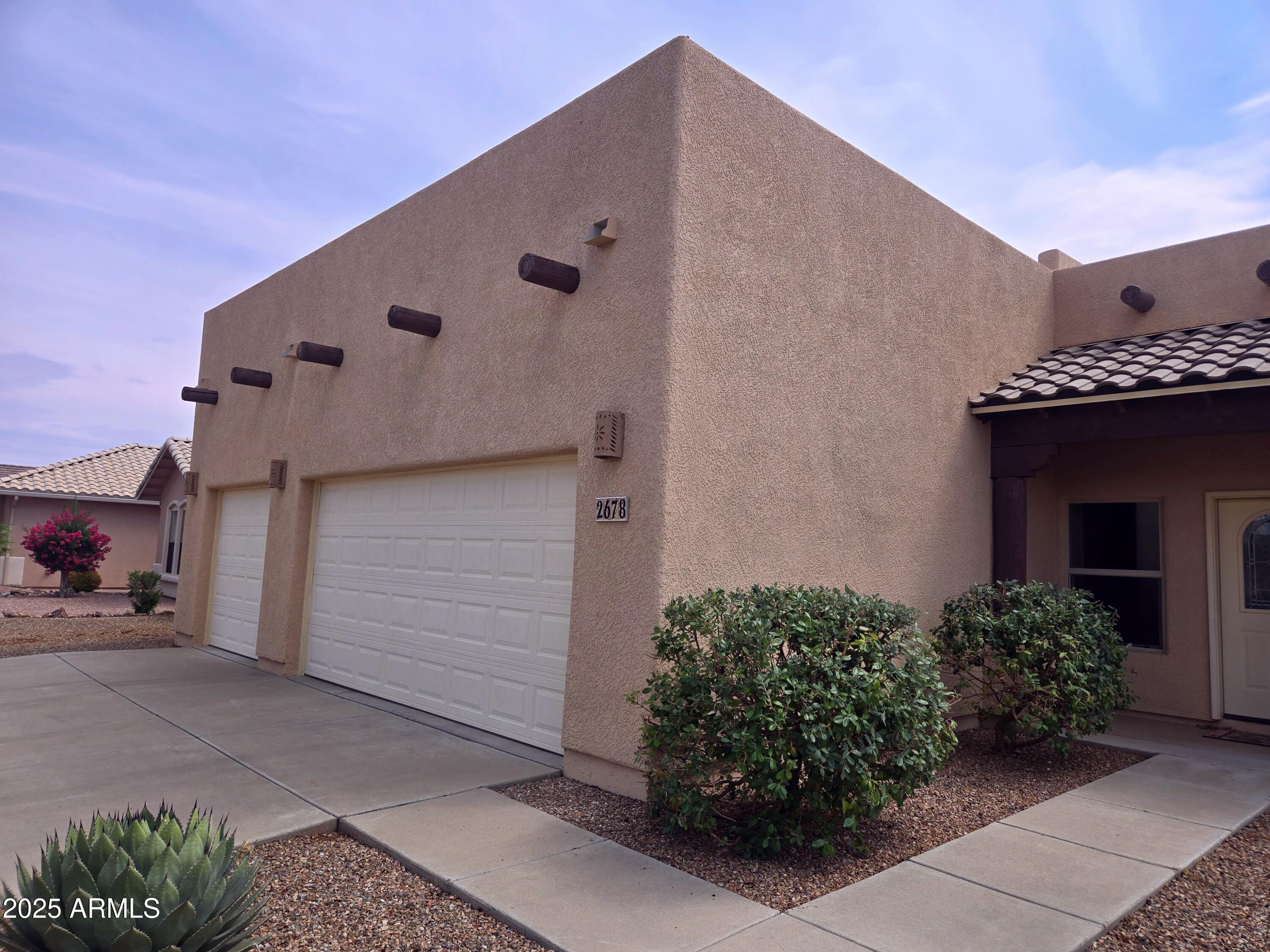 2678 KNOLLRIDGE Drive