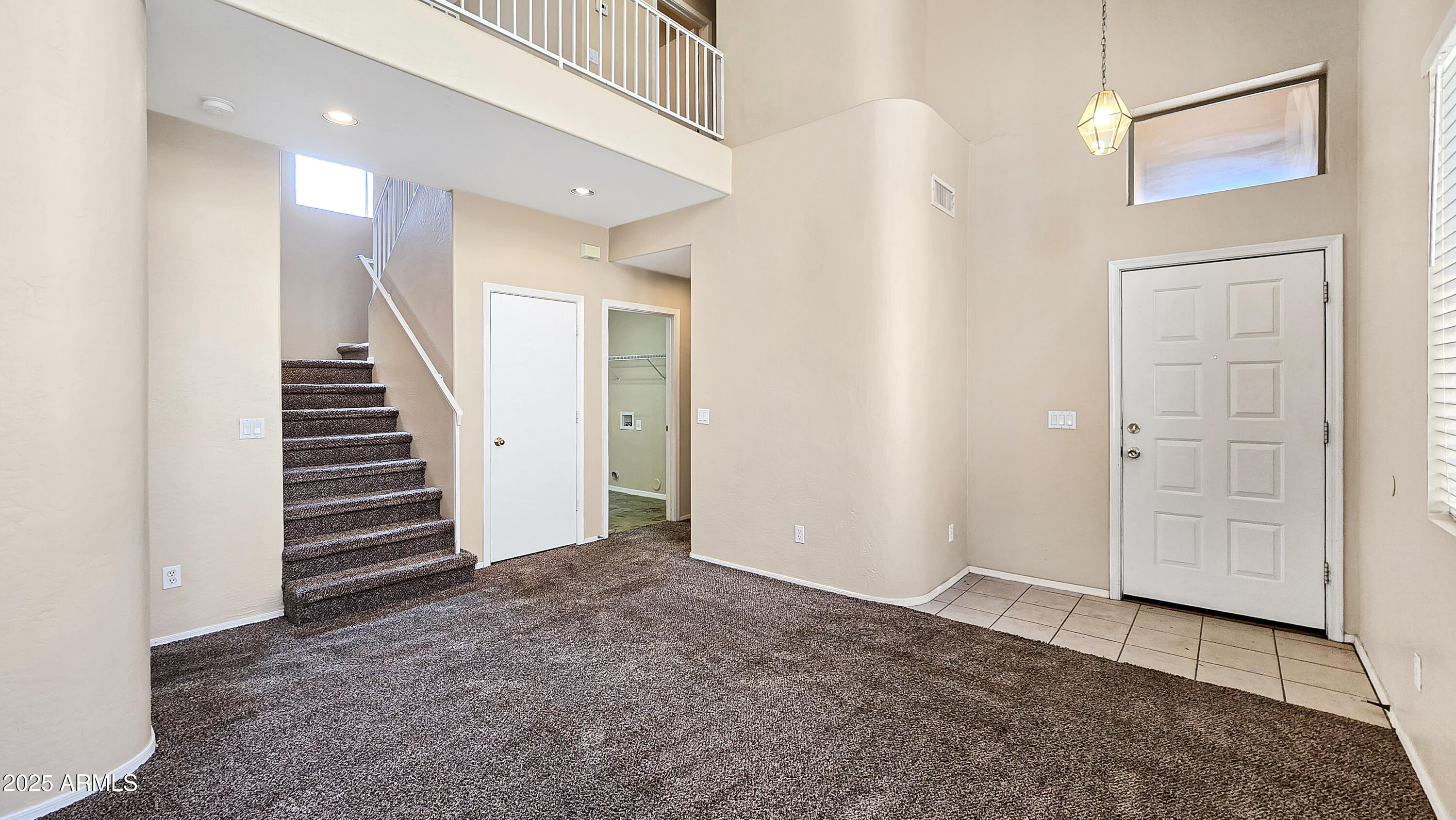 1909 N 106TH Avenue