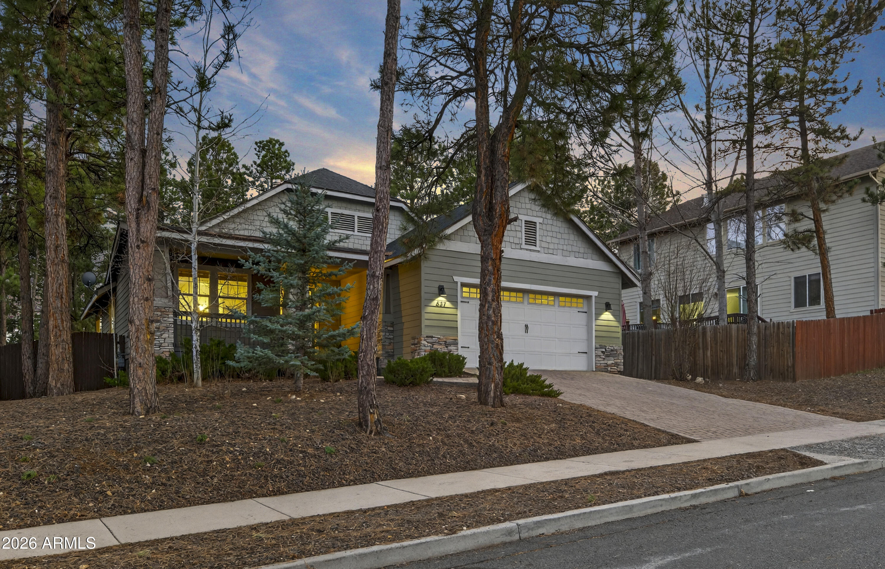 537 W CINNABAR Trail