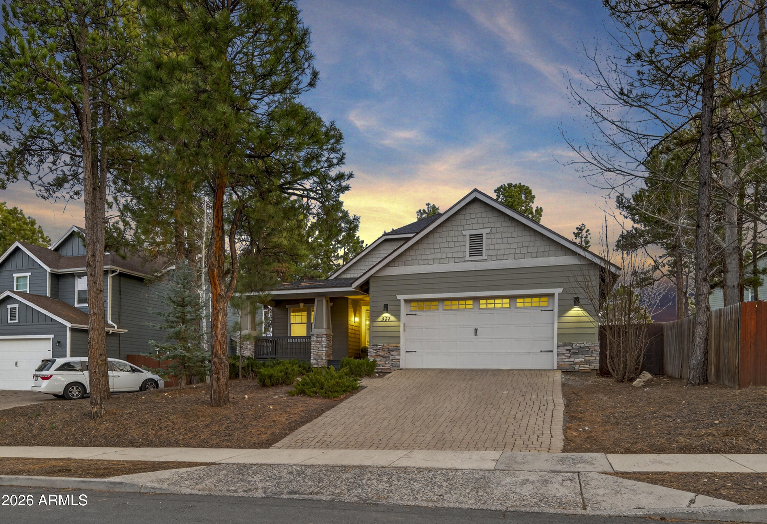 537 W CINNABAR Trail