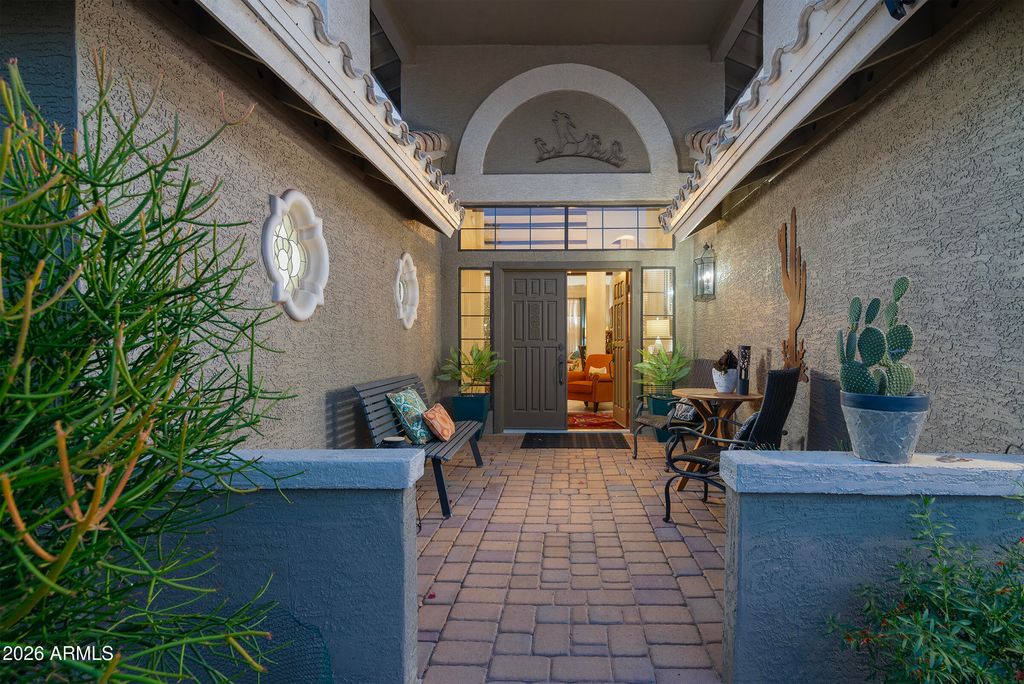 Photo of 5634 S Creosote Drive, Gold Canyon, AZ 85118 (MLS # 6977041)