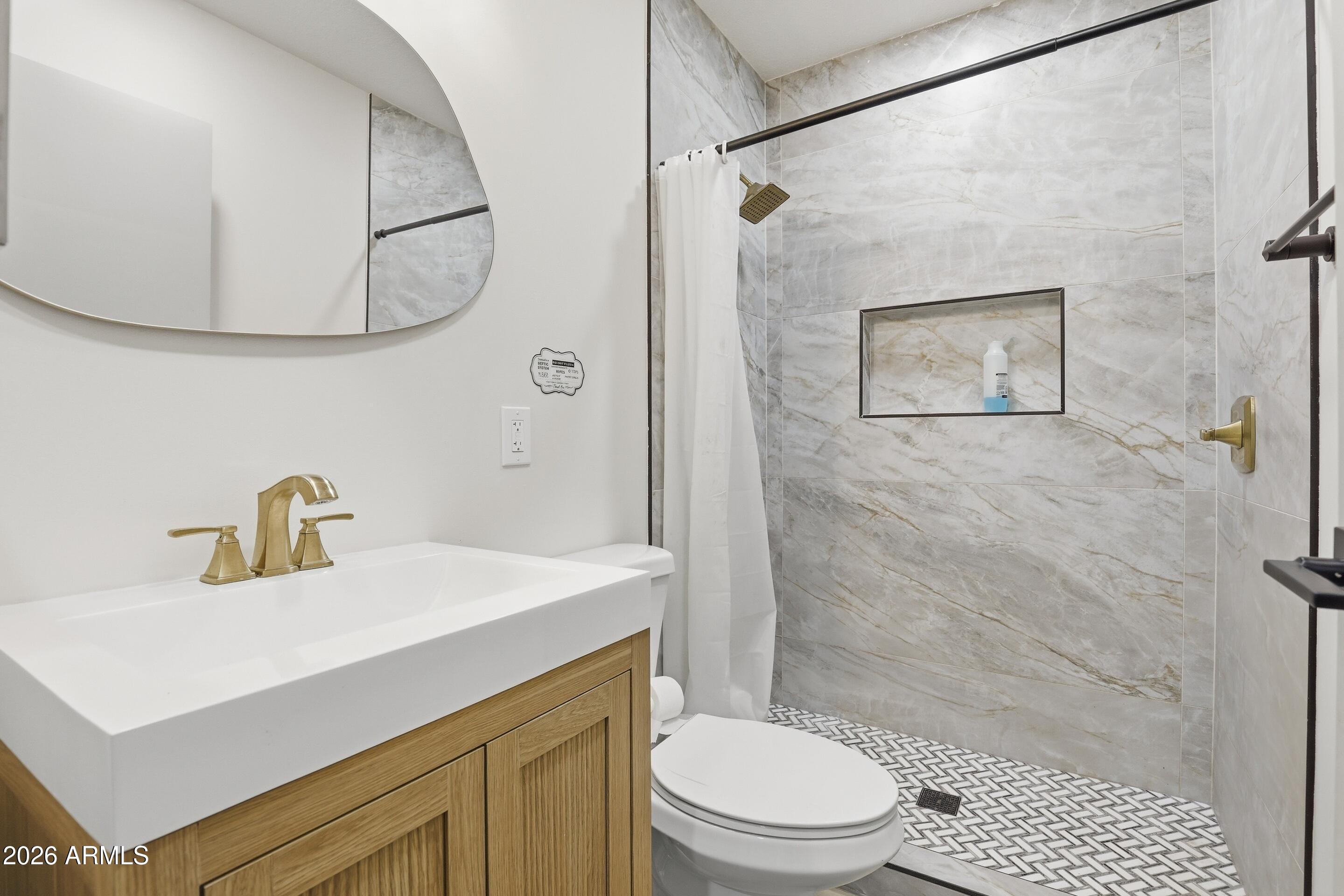 STRAWBERRY PINES 1 REPLAT - Residential
