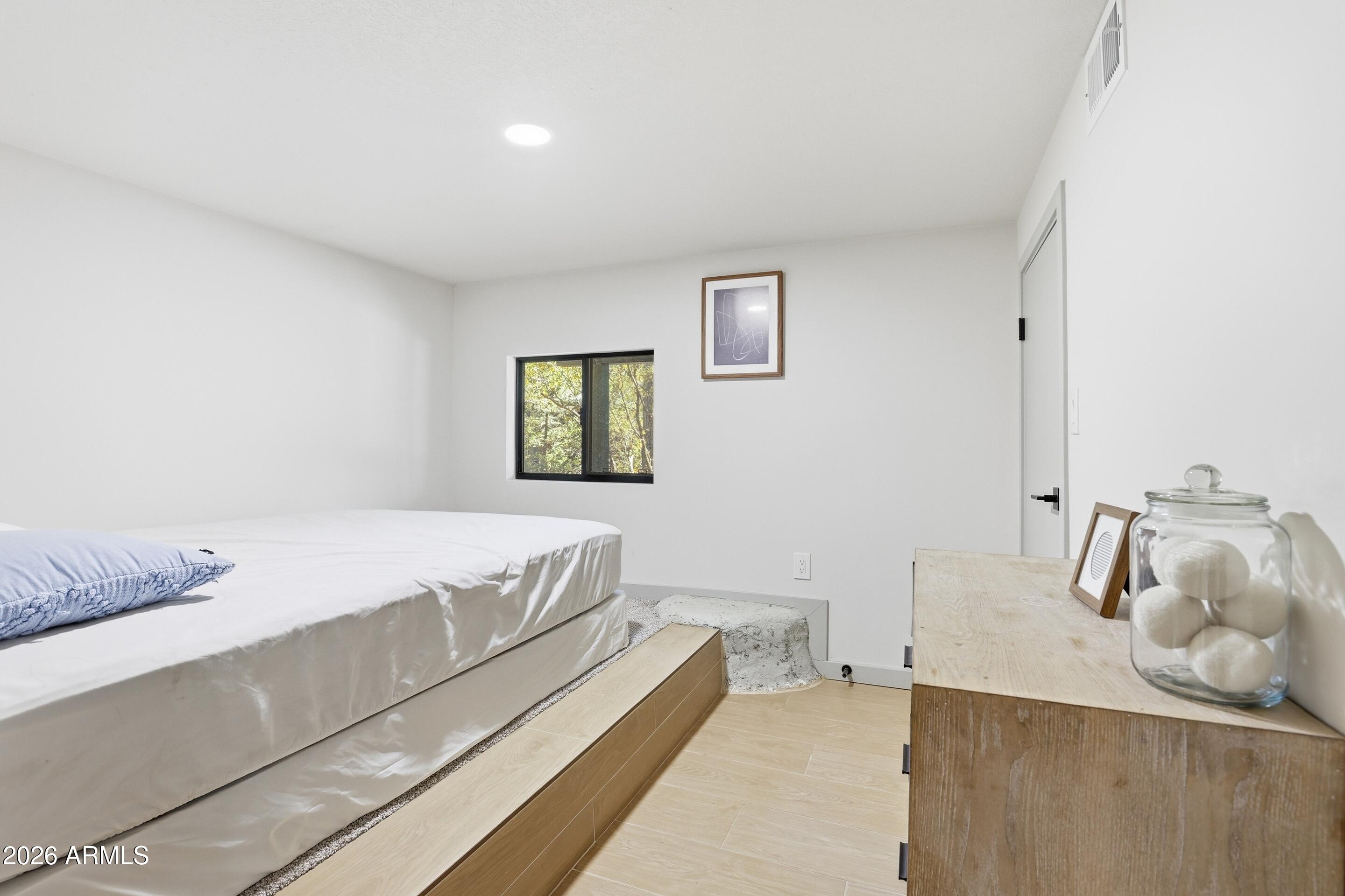 STRAWBERRY PINES 1 REPLAT - Residential