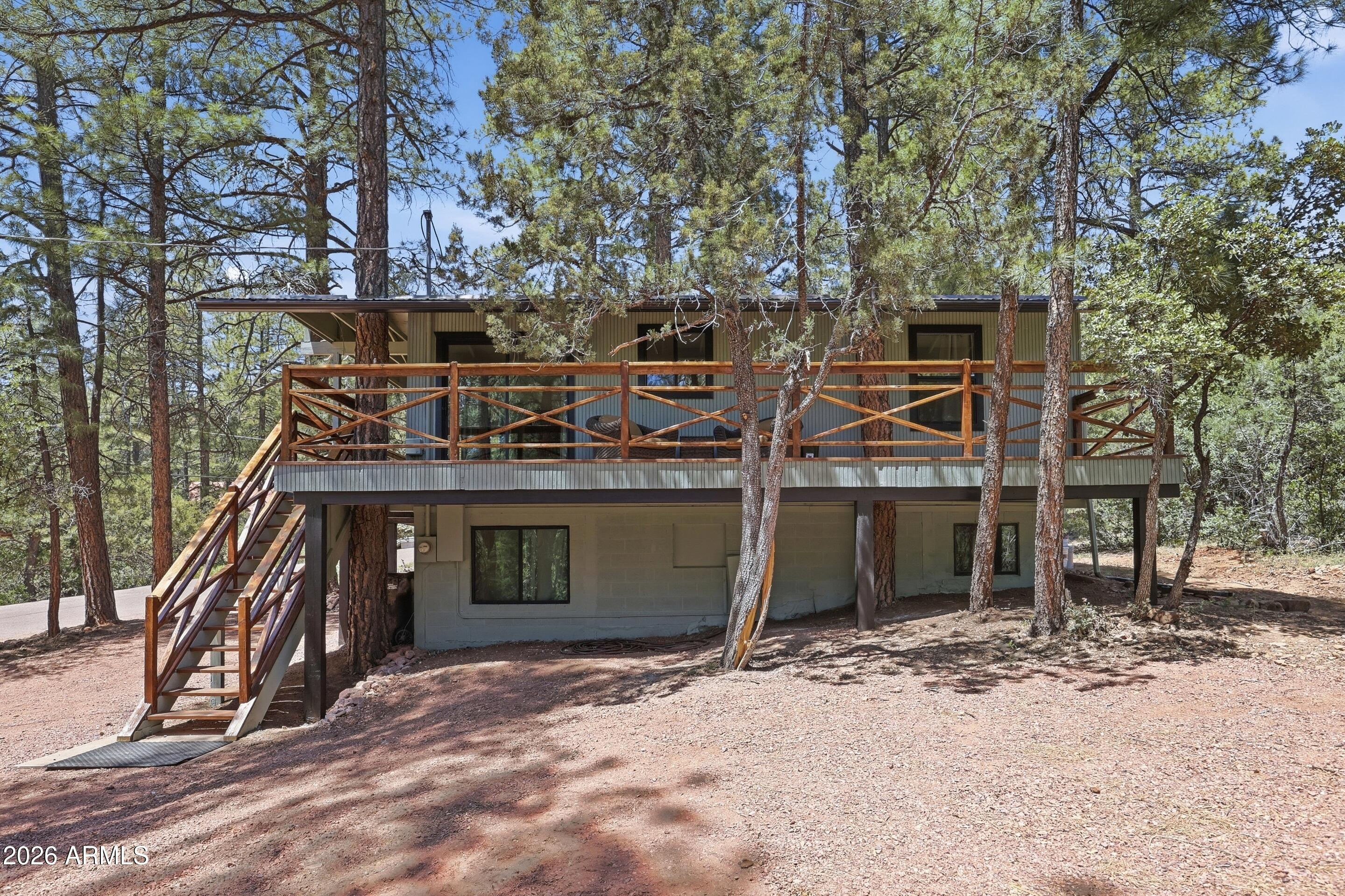 STRAWBERRY PINES 1 REPLAT - Residential
