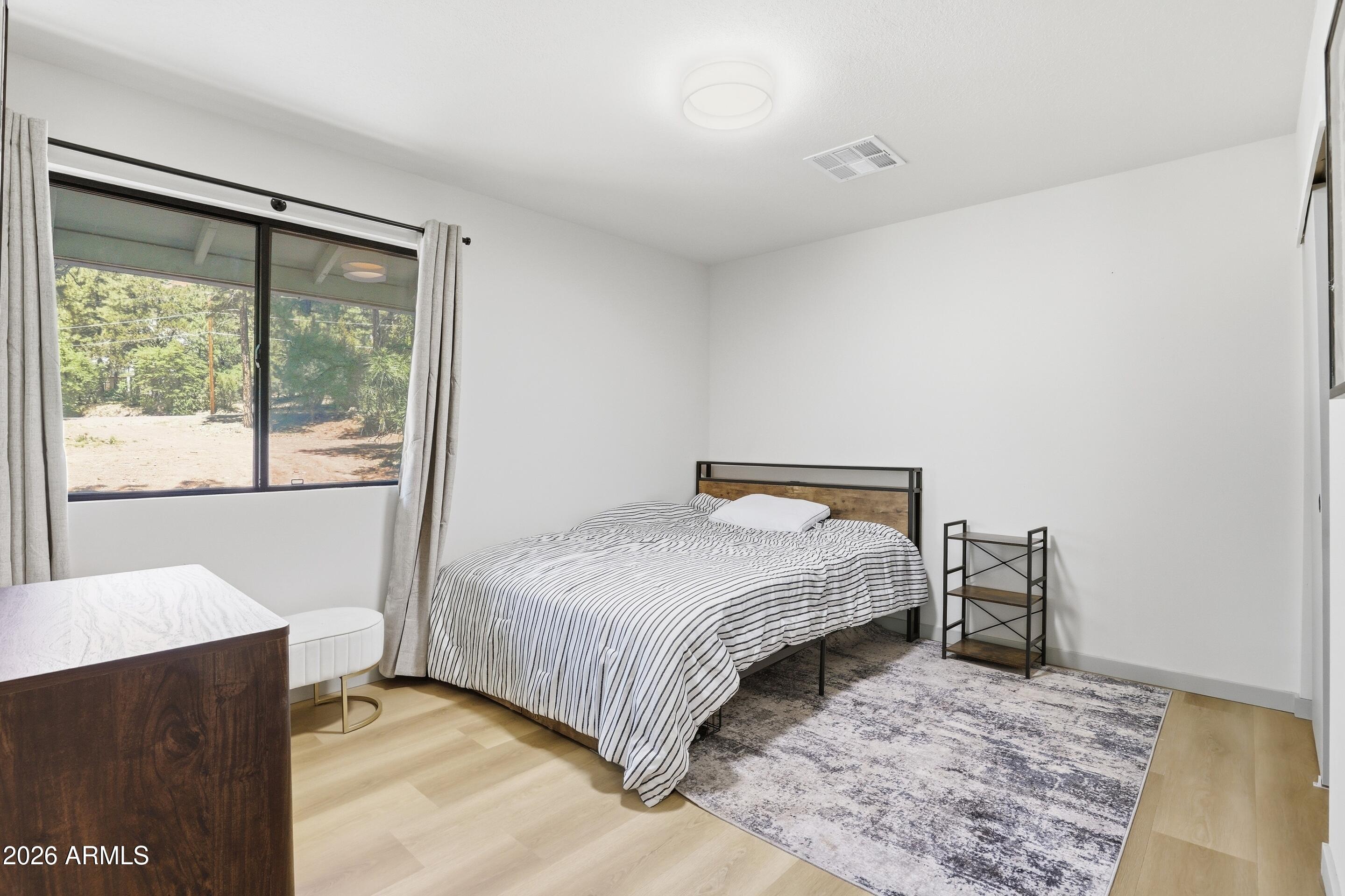 STRAWBERRY PINES 1 REPLAT - Residential