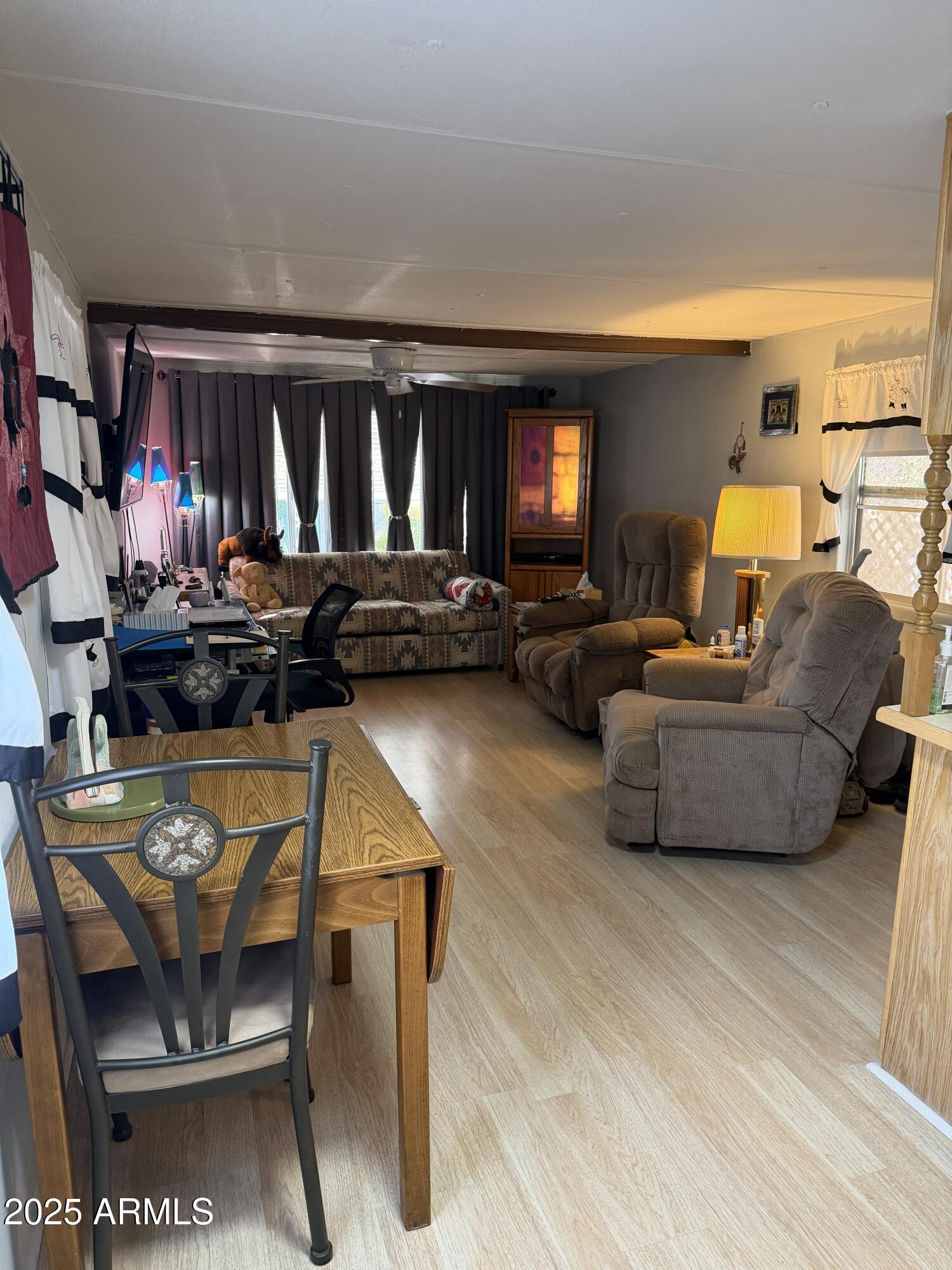 939 N Acacia Road 20