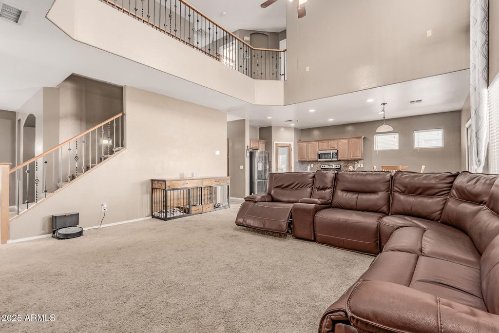 Photo of 33735 N Legend Hills Trail, San Tan Valley, AZ 85144 (MLS # 6953333)