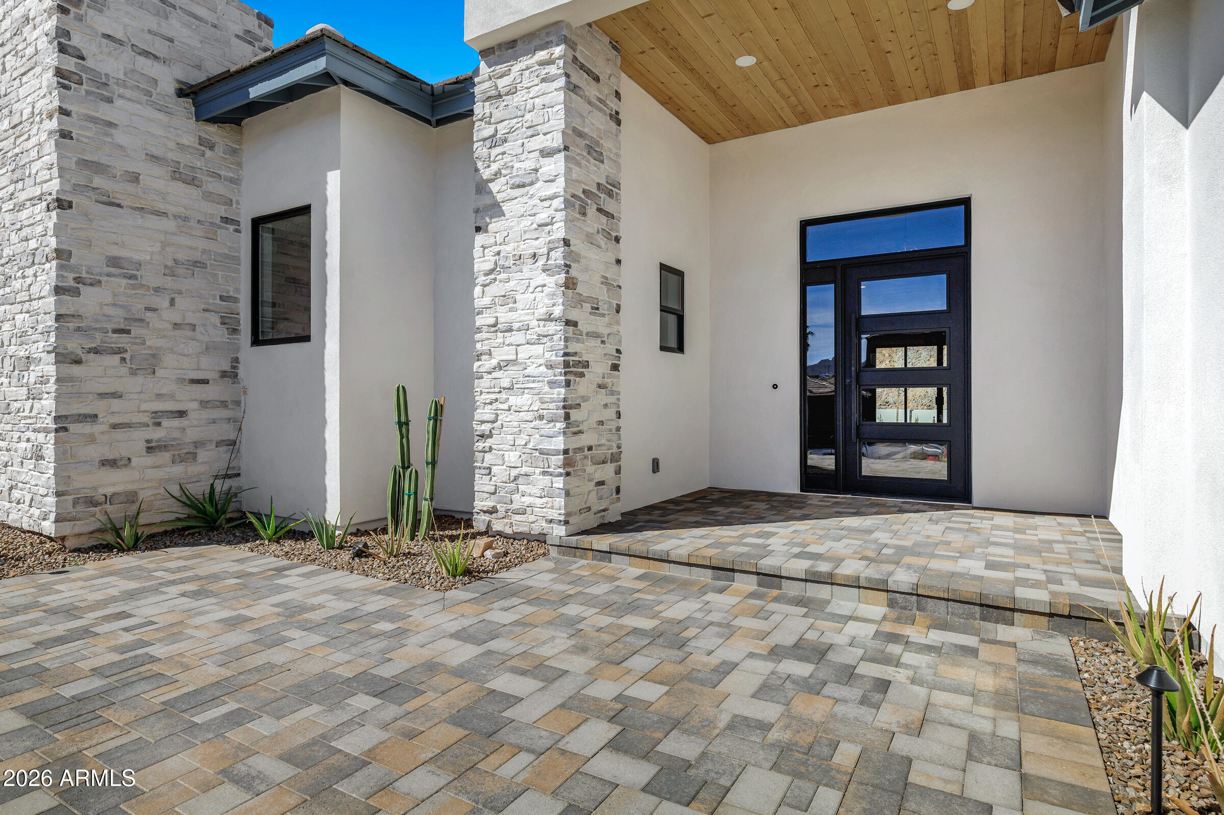 4328 N KATMAI Street