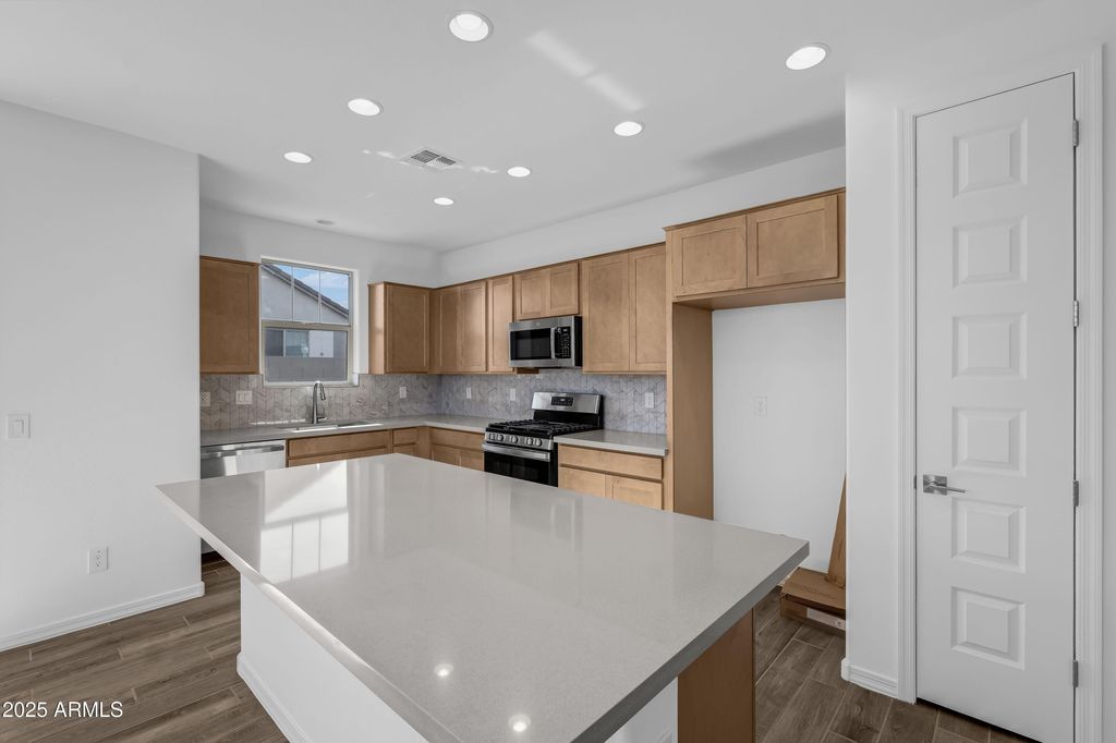 Photo of 9951 W Whitton Avenue, Avondale, AZ 85392 (MLS # 6951512)